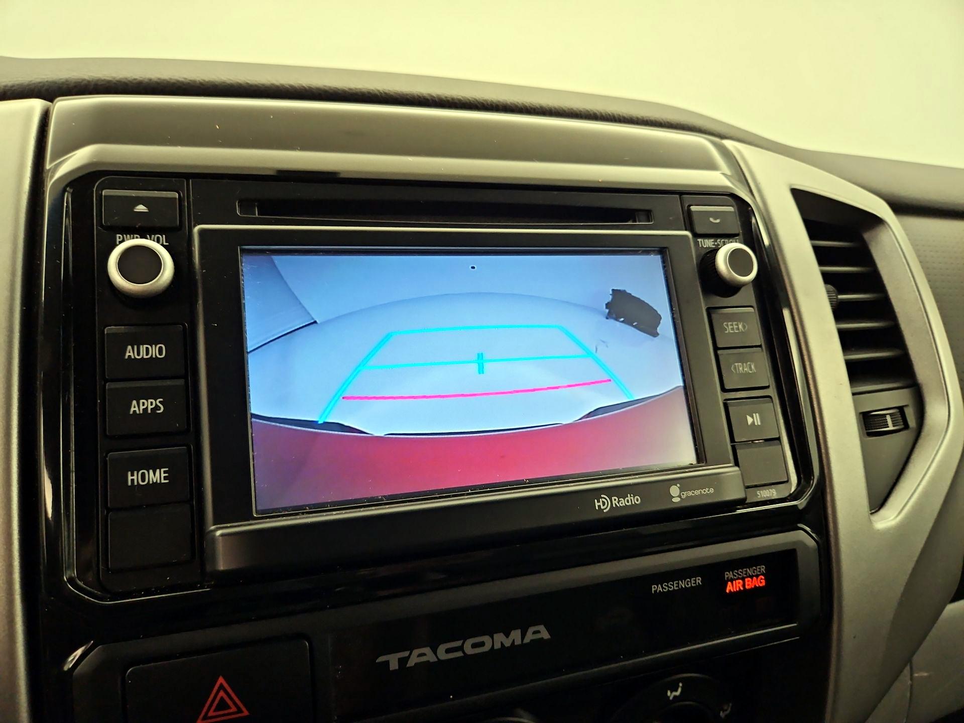 Thumbnail: 2015 Toyota Tacoma - 14