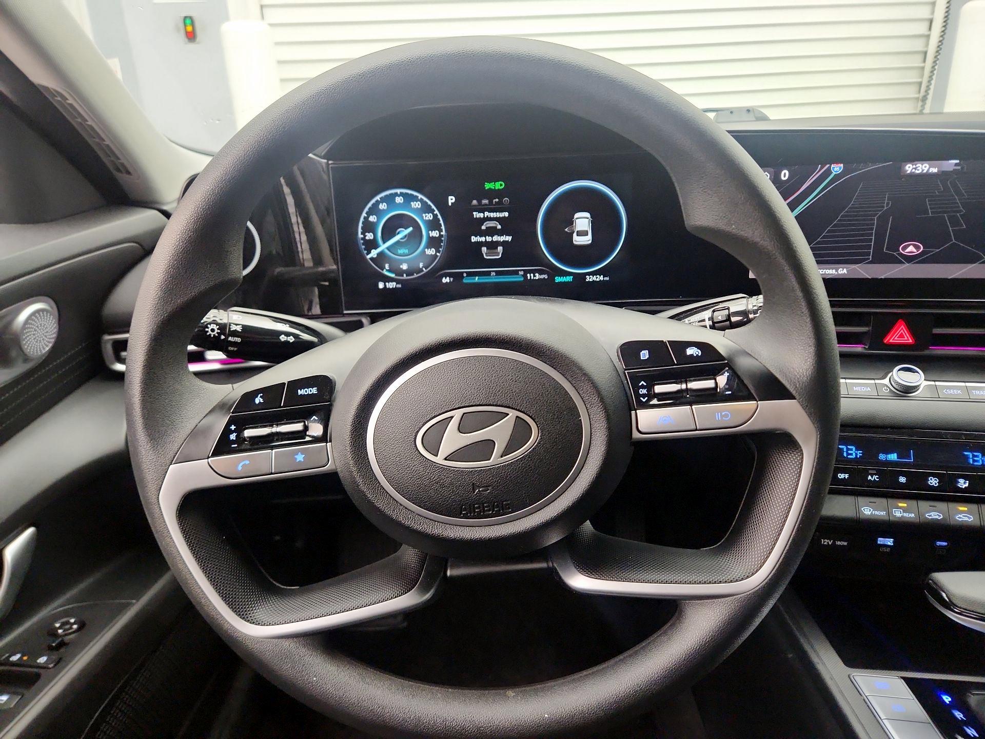 Thumbnail: 2024 Hyundai Elantra - 10