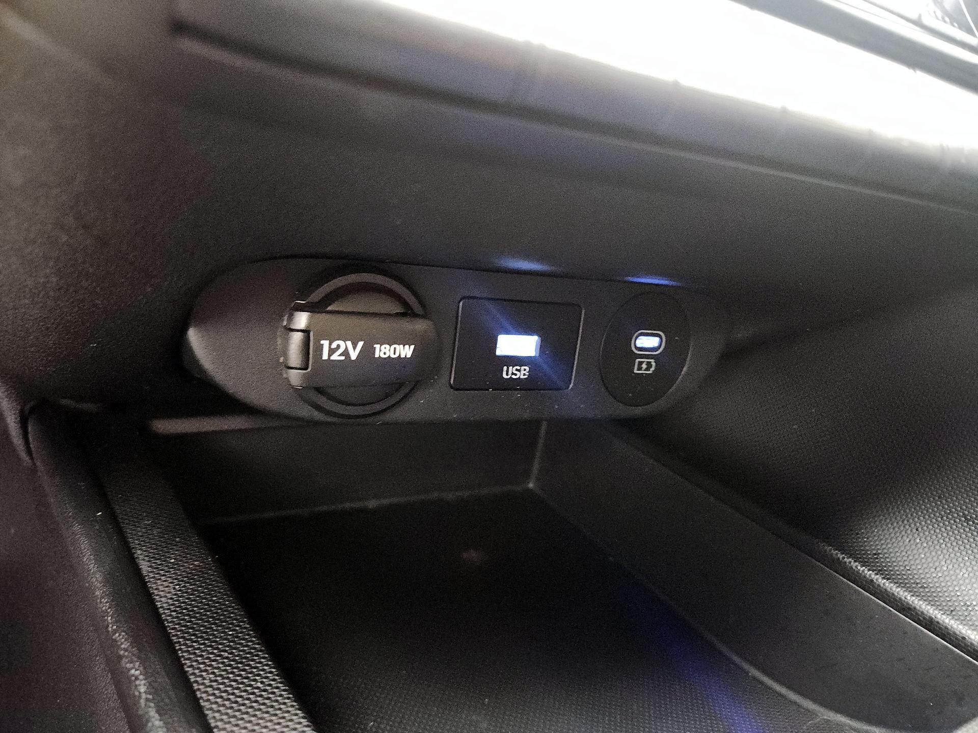 Thumbnail: 2024 Hyundai Elantra - 19