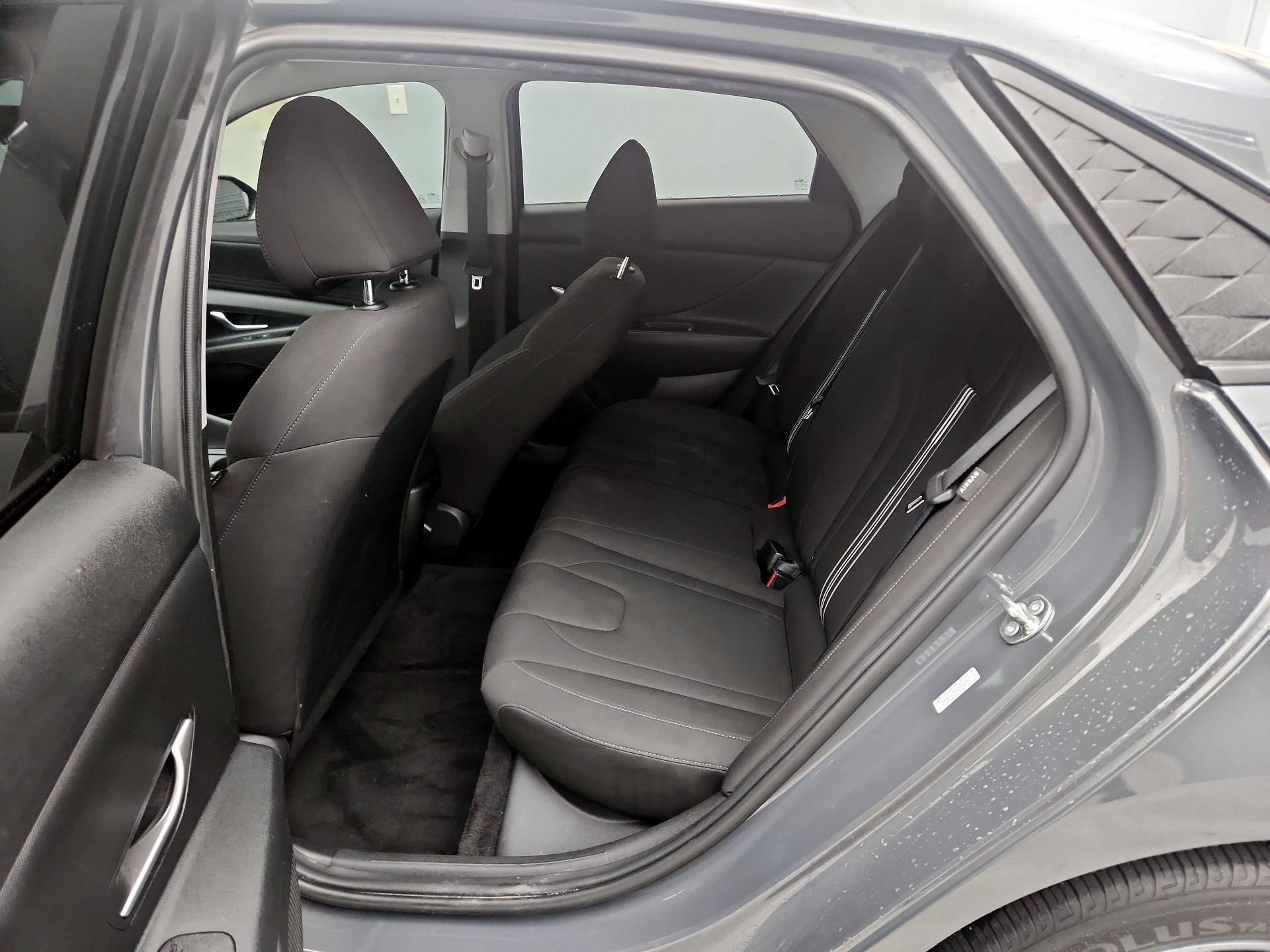 Thumbnail: 2024 Hyundai Elantra - 20