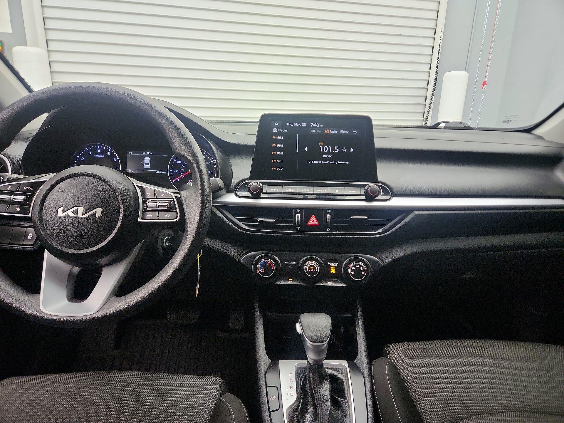 Thumbnail: 2024 Kia Forte - 9