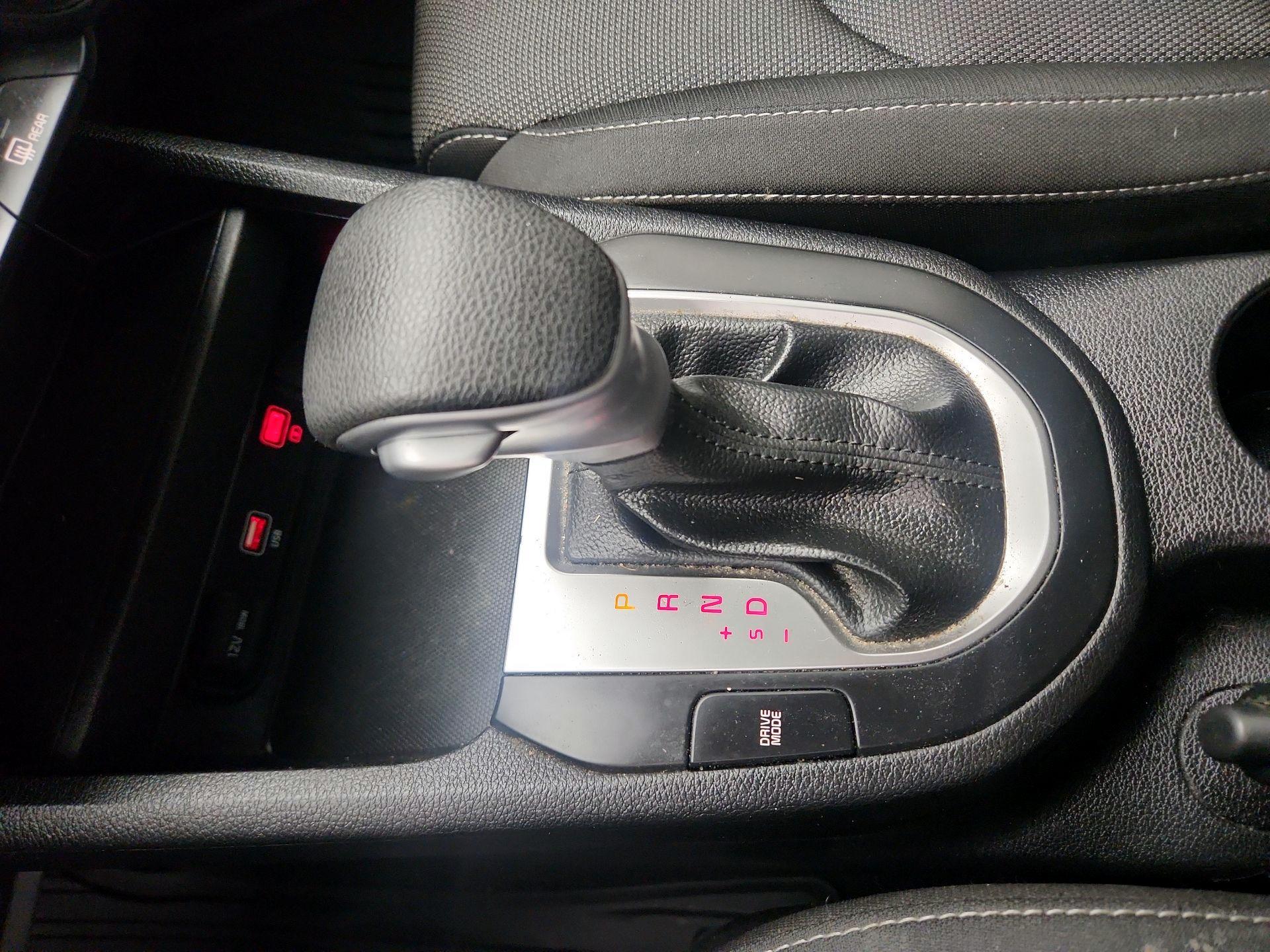 Thumbnail: 2024 Kia Forte - 17