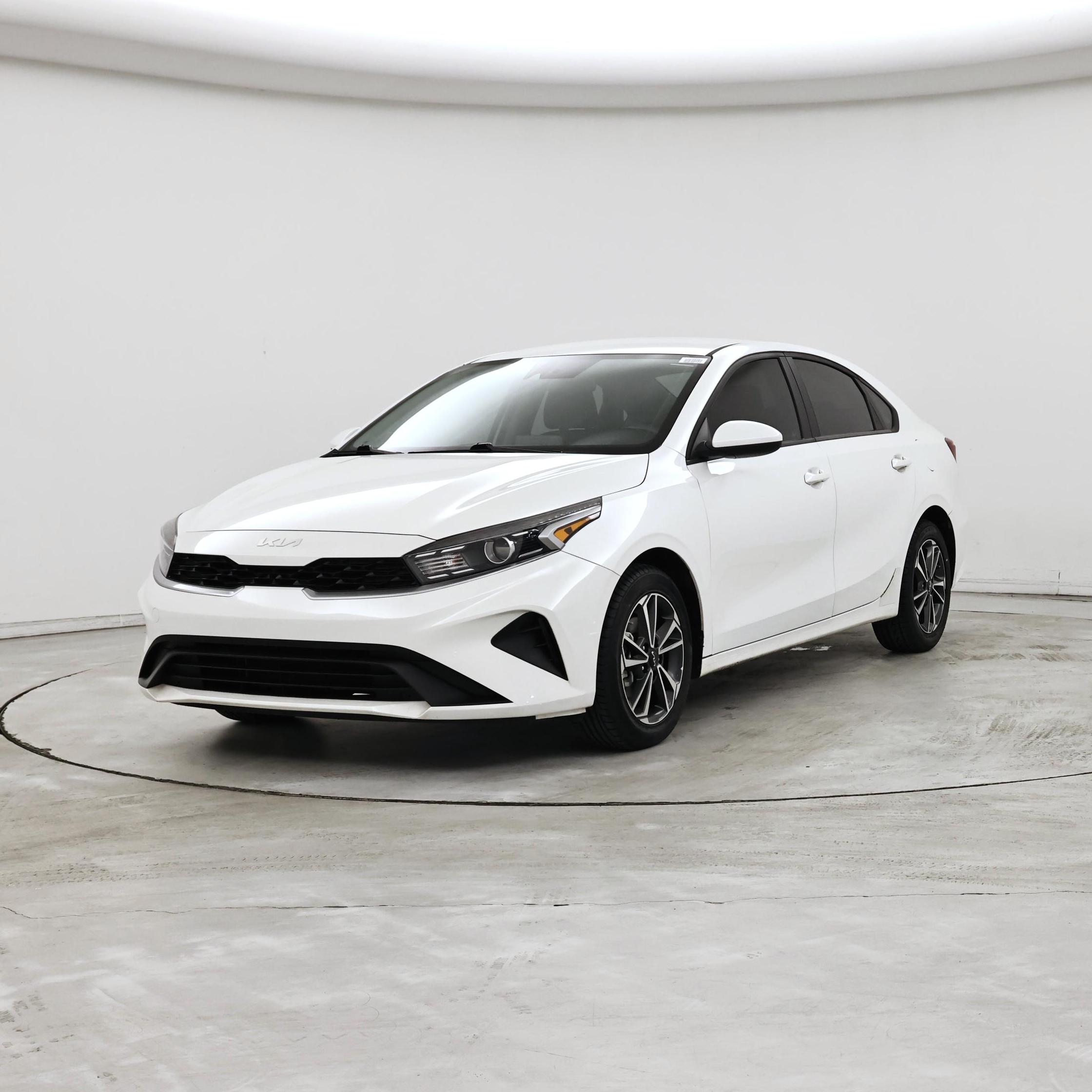 Thumbnail: 2024 Kia Forte - 4