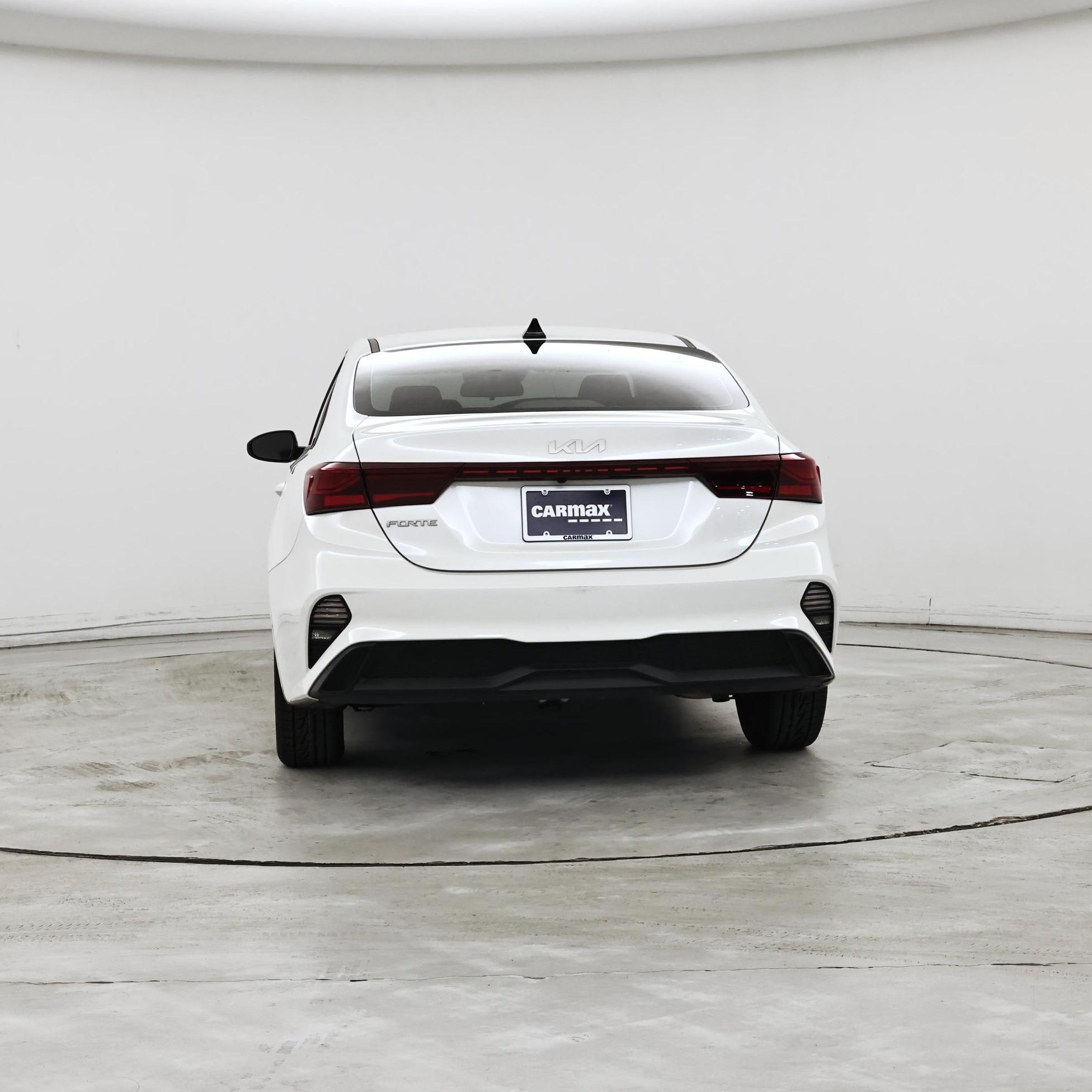 Thumbnail: 2024 Kia Forte - 6