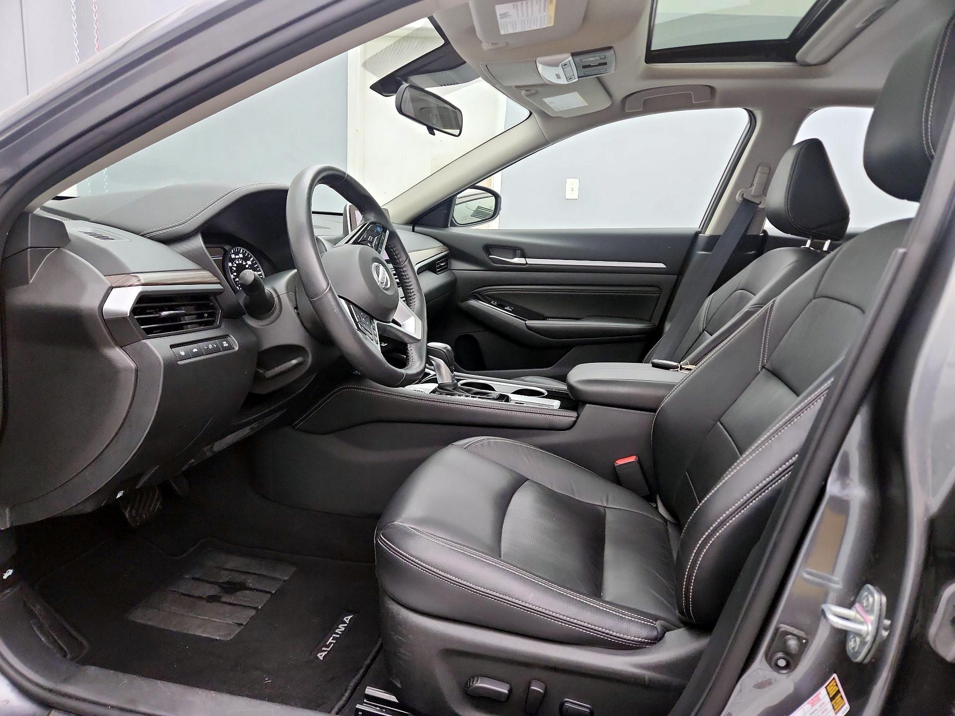 Thumbnail: 2022 Nissan Altima - 11