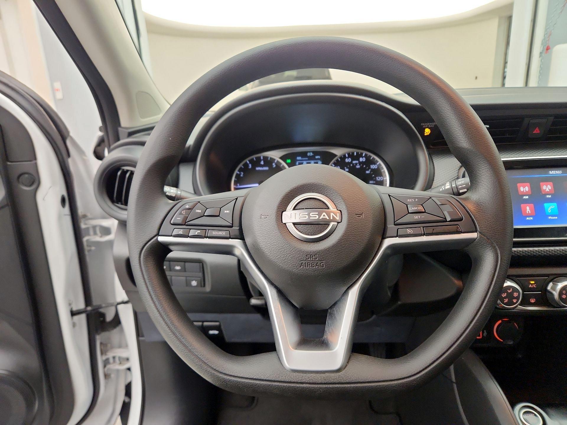 Thumbnail: 2022 Nissan Kicks - 10