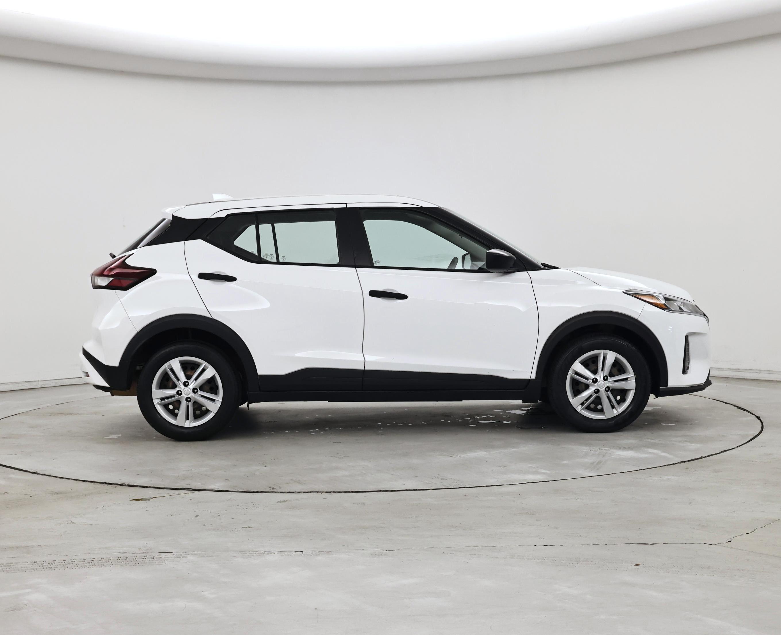 Thumbnail: 2022 Nissan Kicks - 7