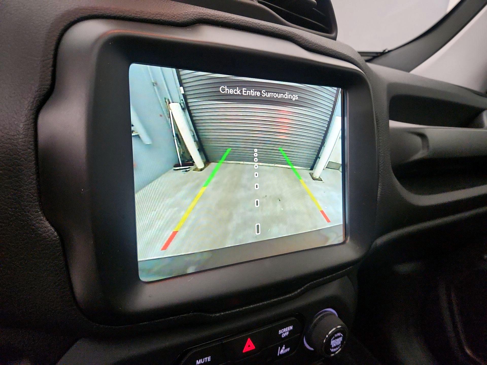 Thumbnail: 2023 Jeep Renegade - 15