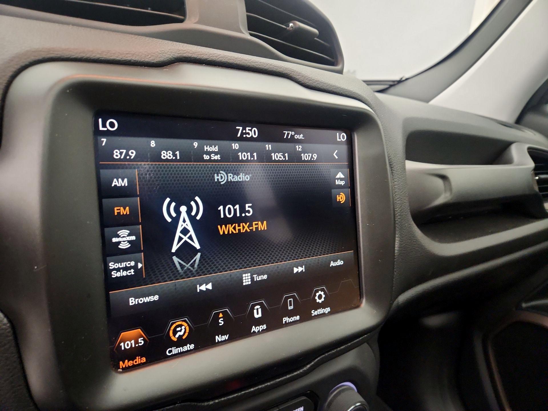 Thumbnail: 2023 Jeep Renegade - 16