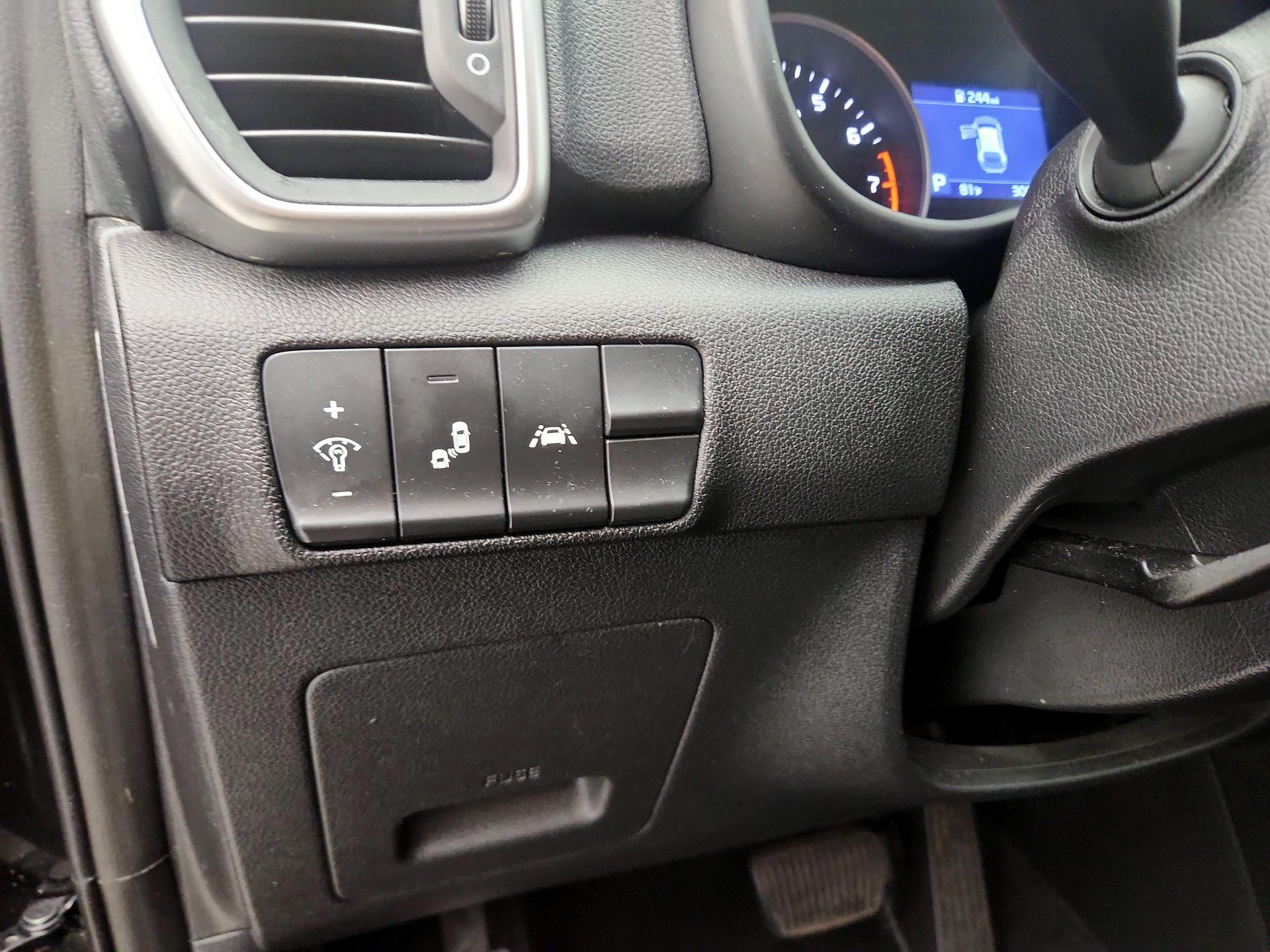 Thumbnail: 2020 Kia Sportage - 13