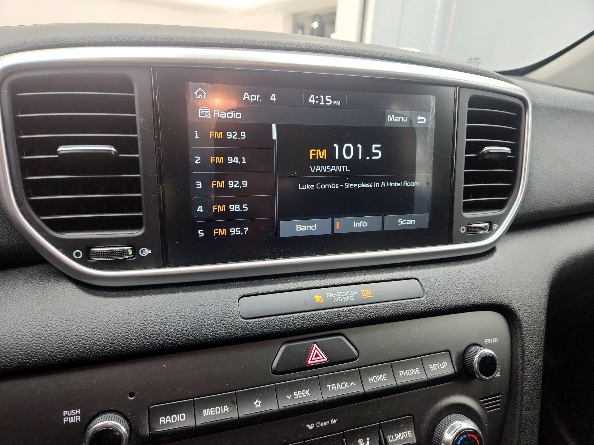 Thumbnail: 2020 Kia Sportage - 14