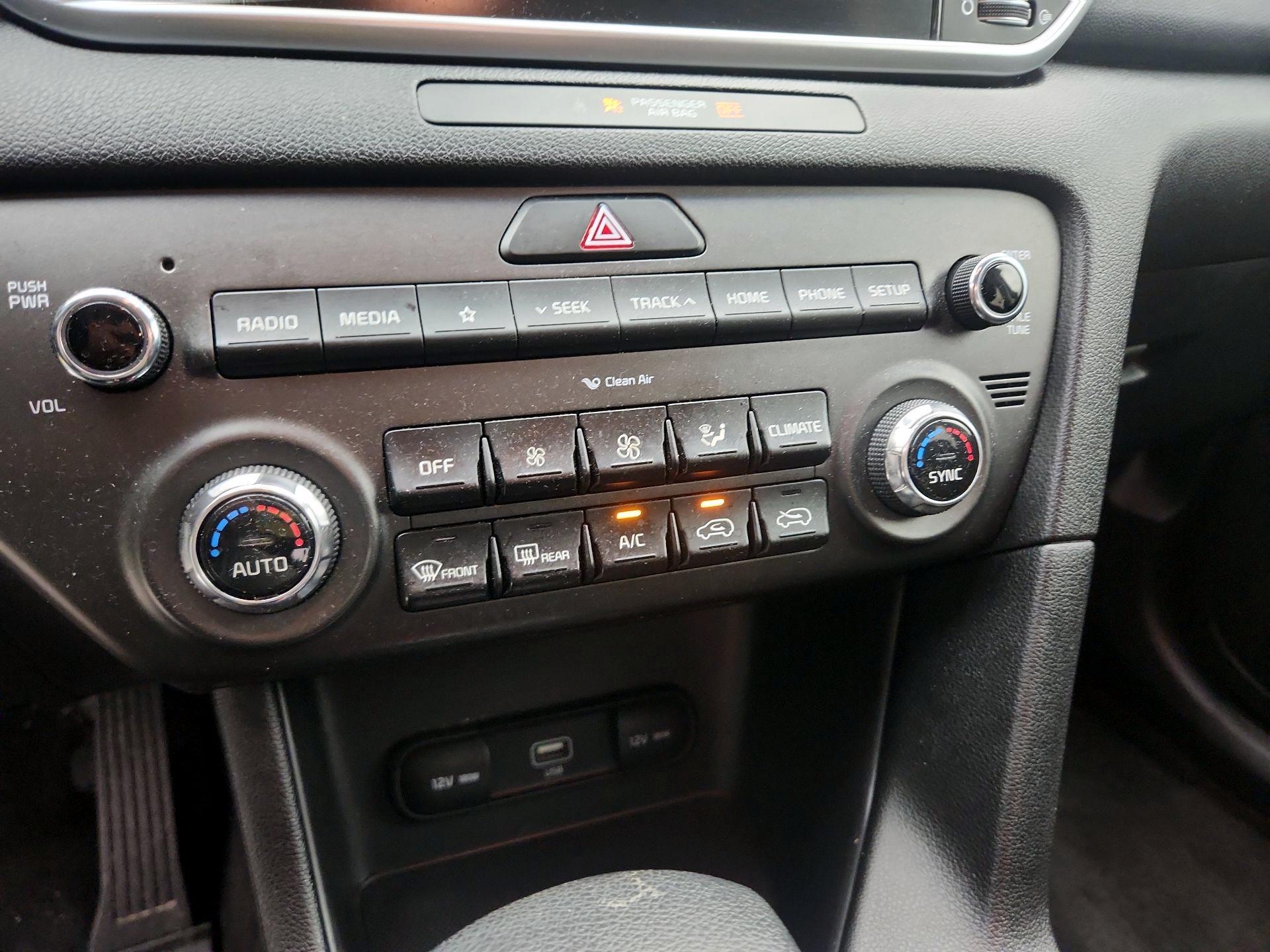 Thumbnail: 2020 Kia Sportage - 15