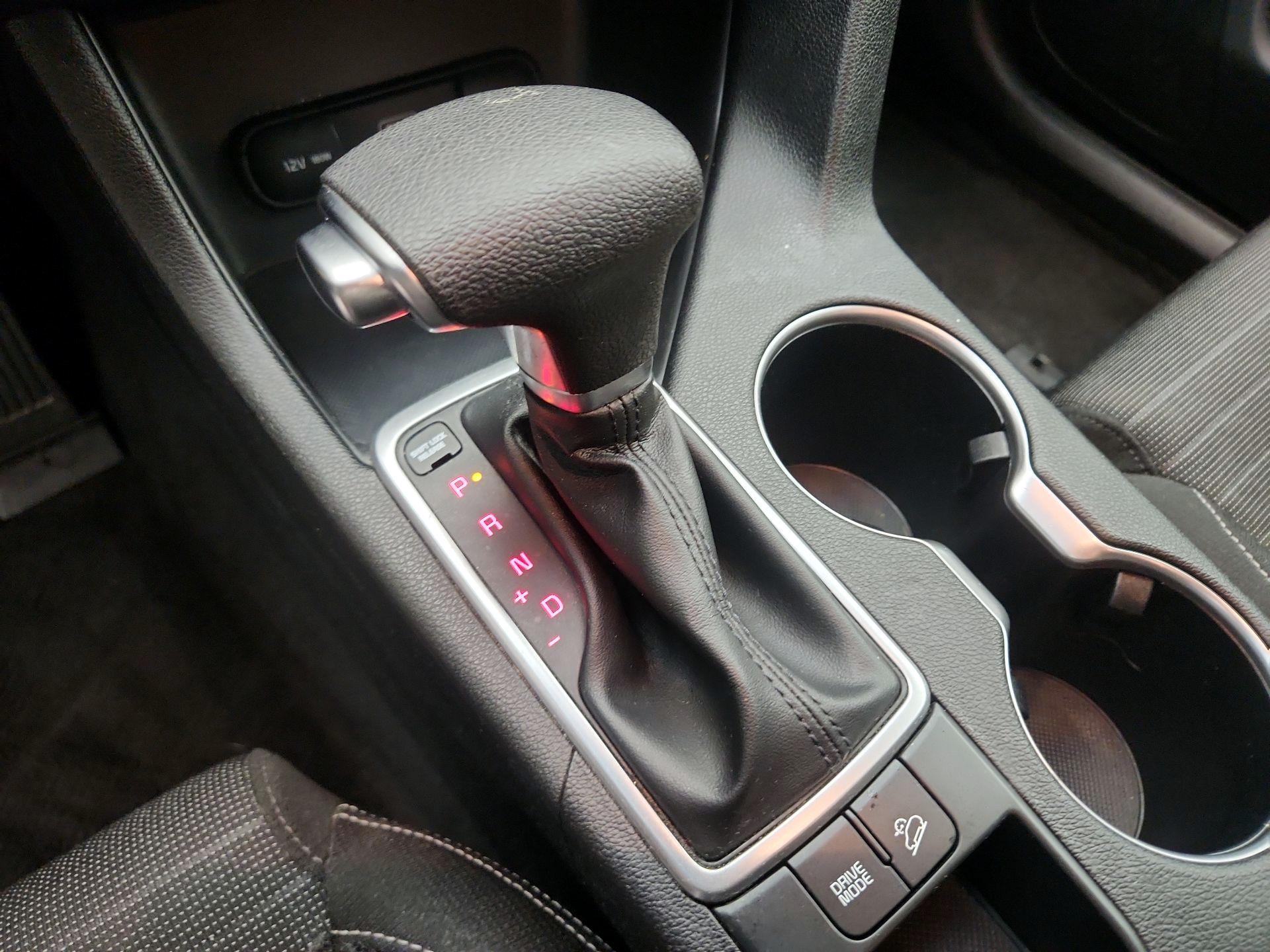 Thumbnail: 2020 Kia Sportage - 16