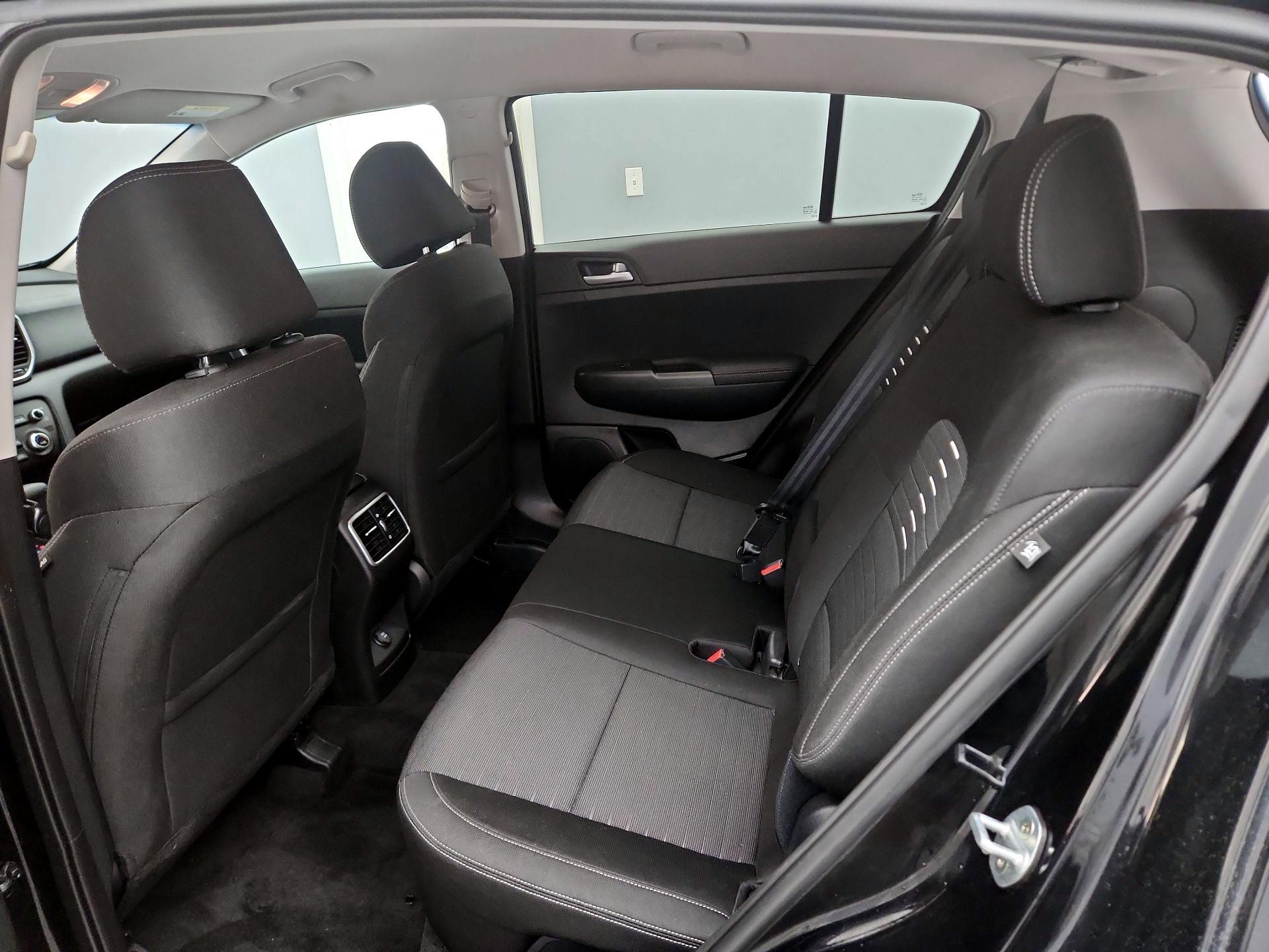 Thumbnail: 2020 Kia Sportage - 18