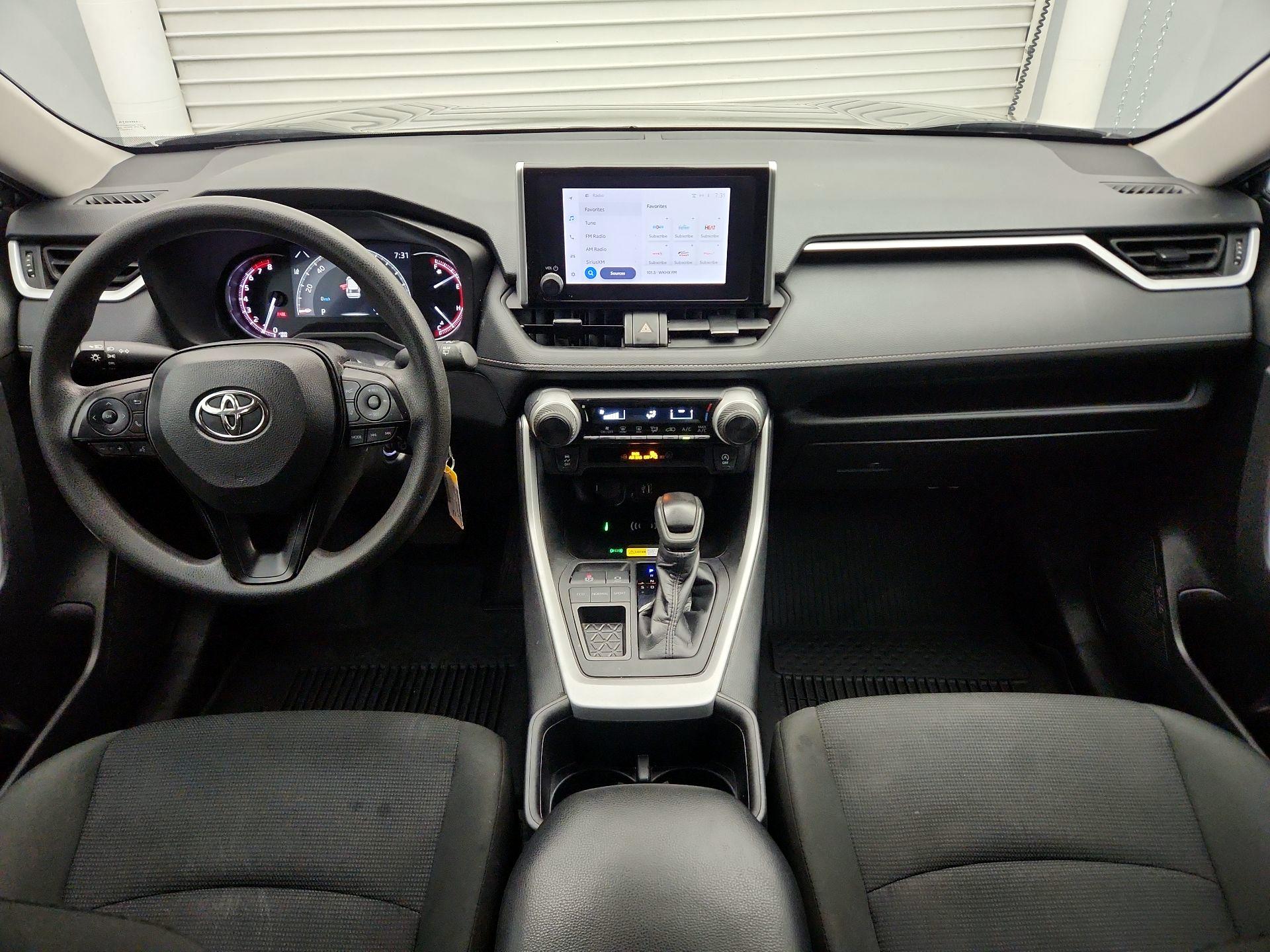 Thumbnail: 2024 Toyota RAV4 - 9