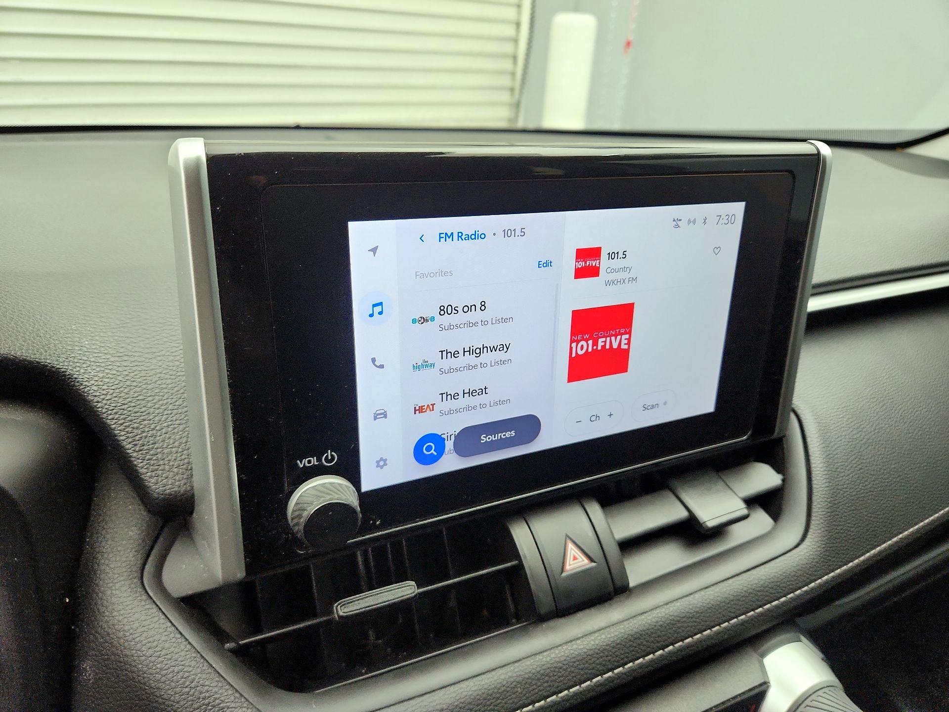 Thumbnail: 2024 Toyota RAV4 - 15