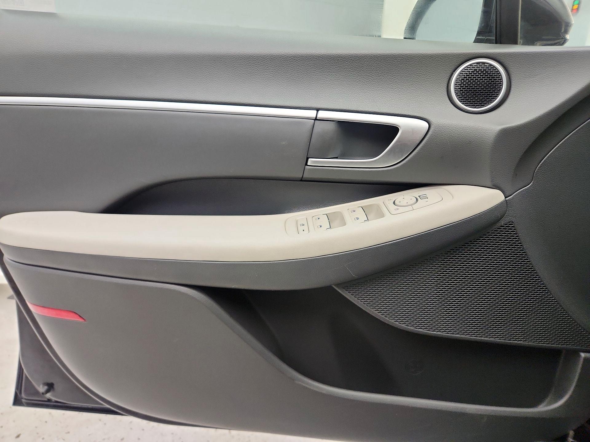 Thumbnail: 2025 Hyundai Sonata - 12