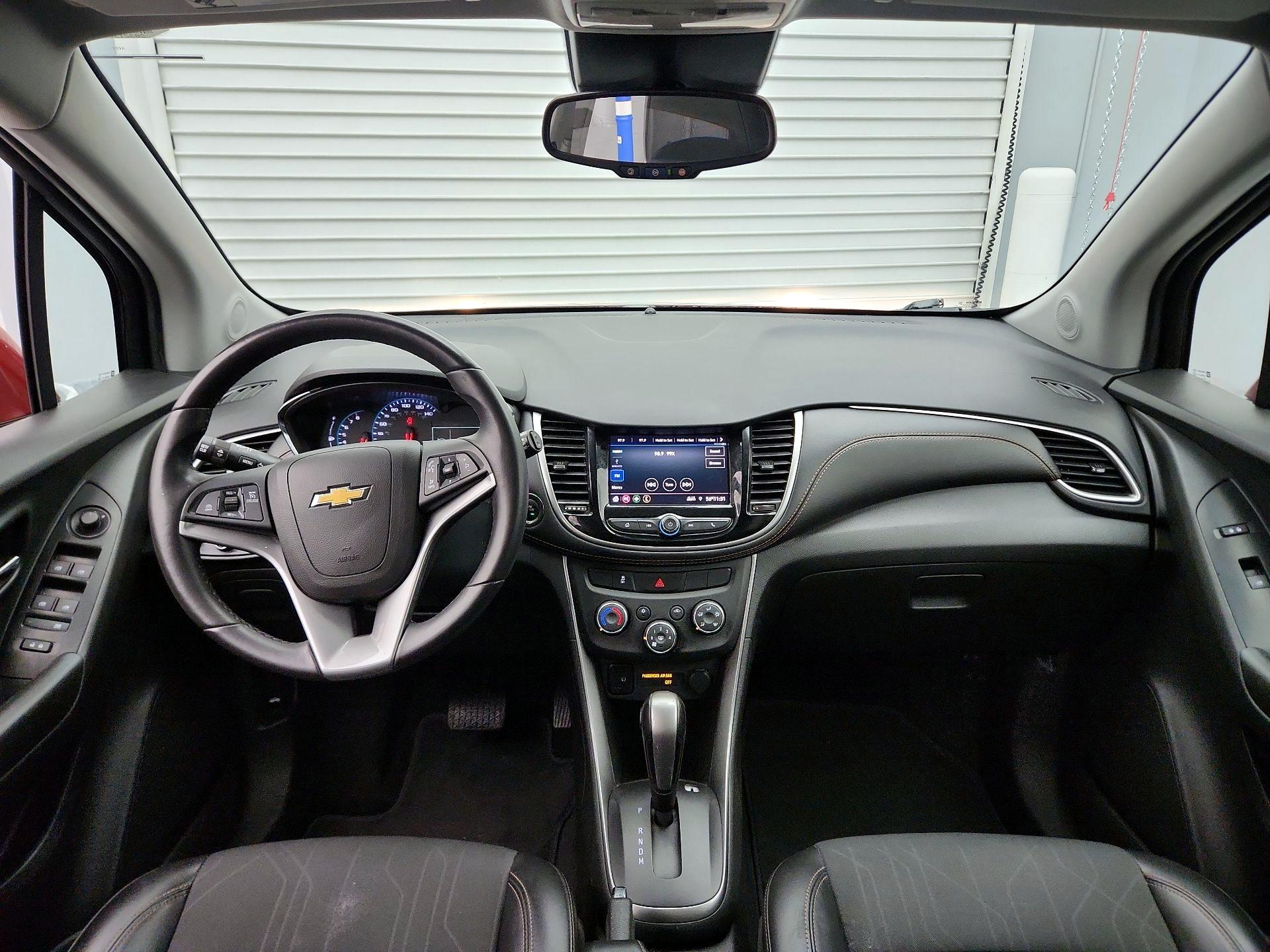 Thumbnail: 2021 Chevrolet Trax - 9