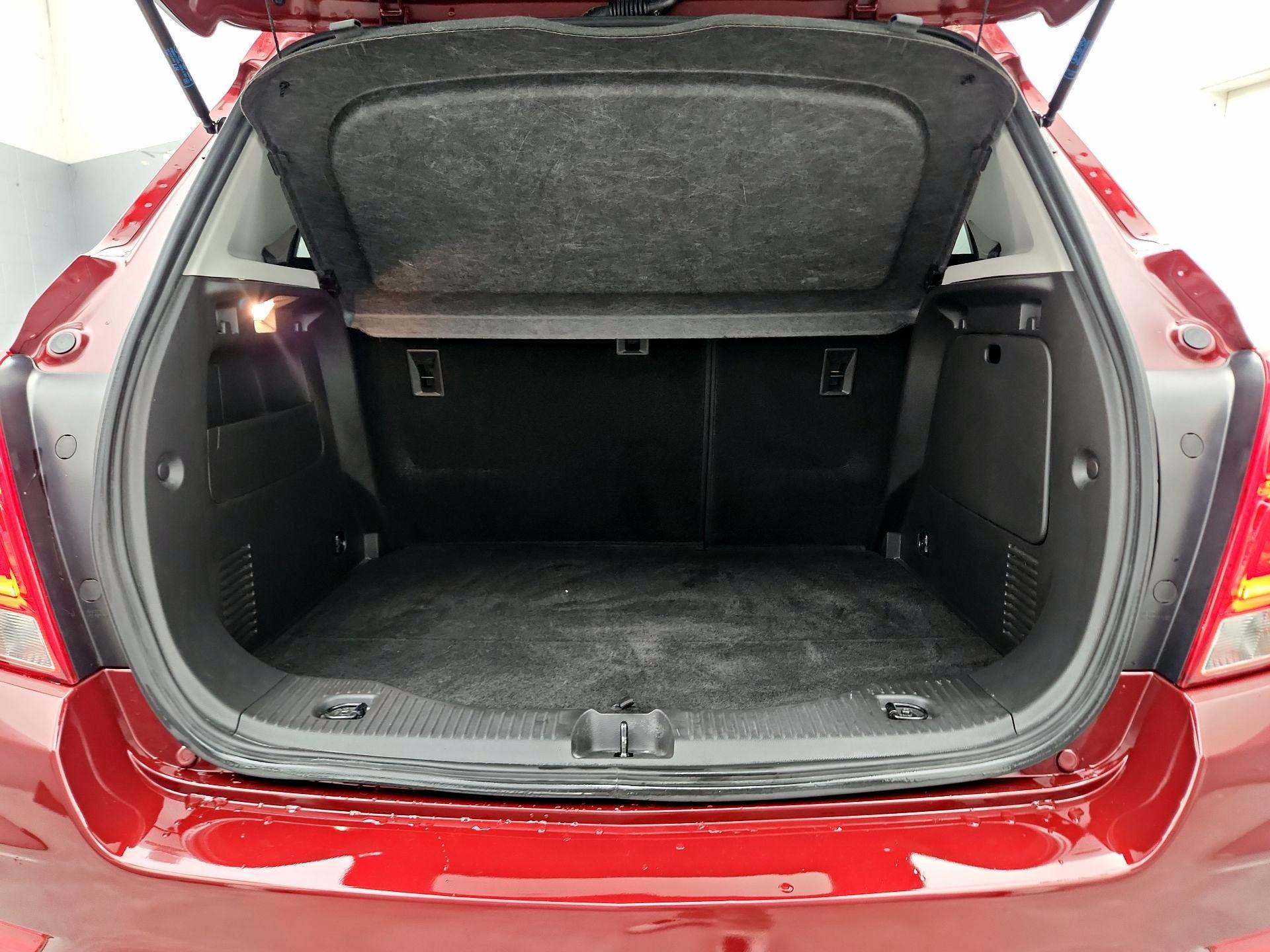 Thumbnail: 2021 Chevrolet Trax - 20