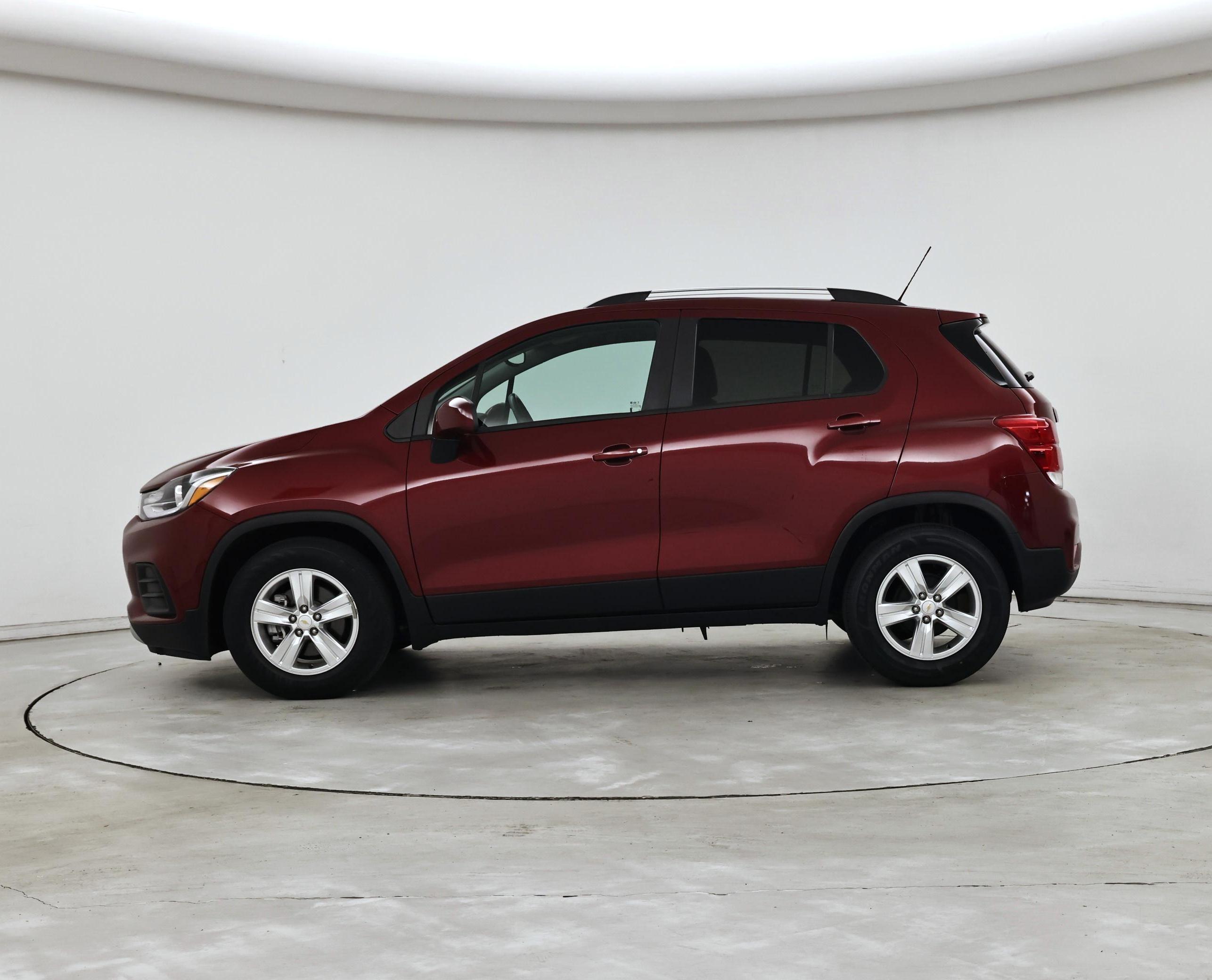 Thumbnail: 2021 Chevrolet Trax - 3