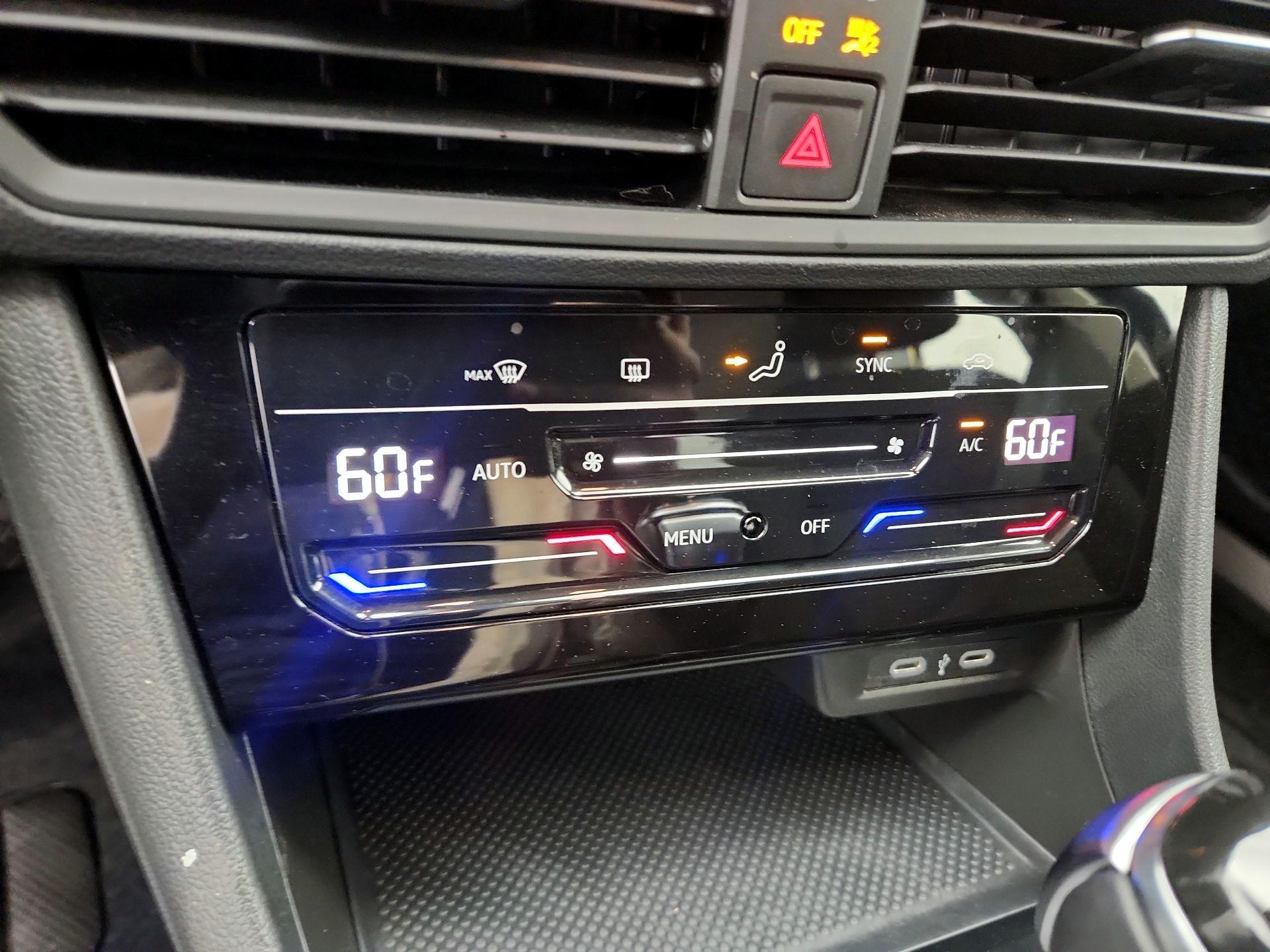 Thumbnail: 2025 Volkswagen Jetta - 16