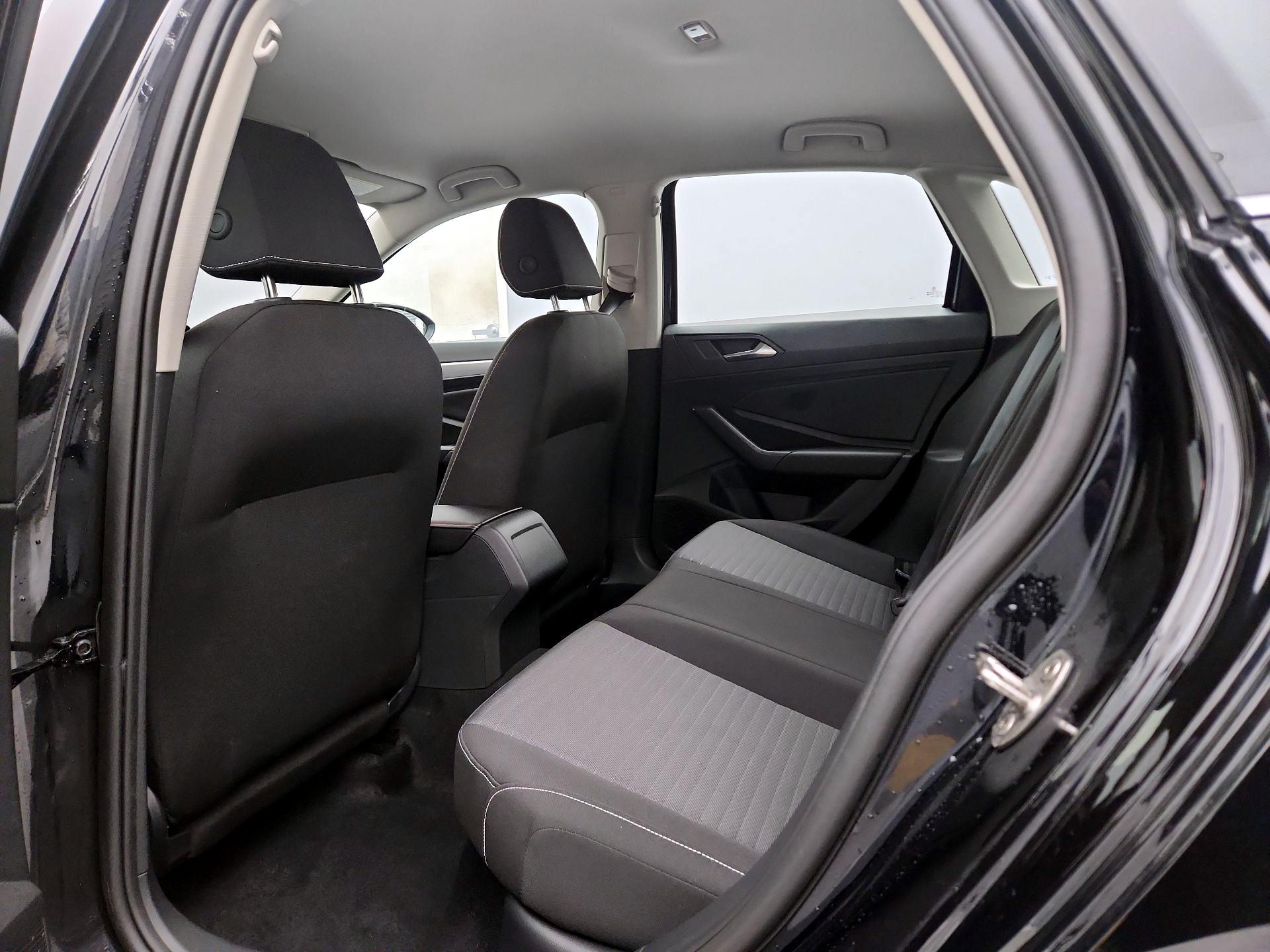 Thumbnail: 2025 Volkswagen Jetta - 19