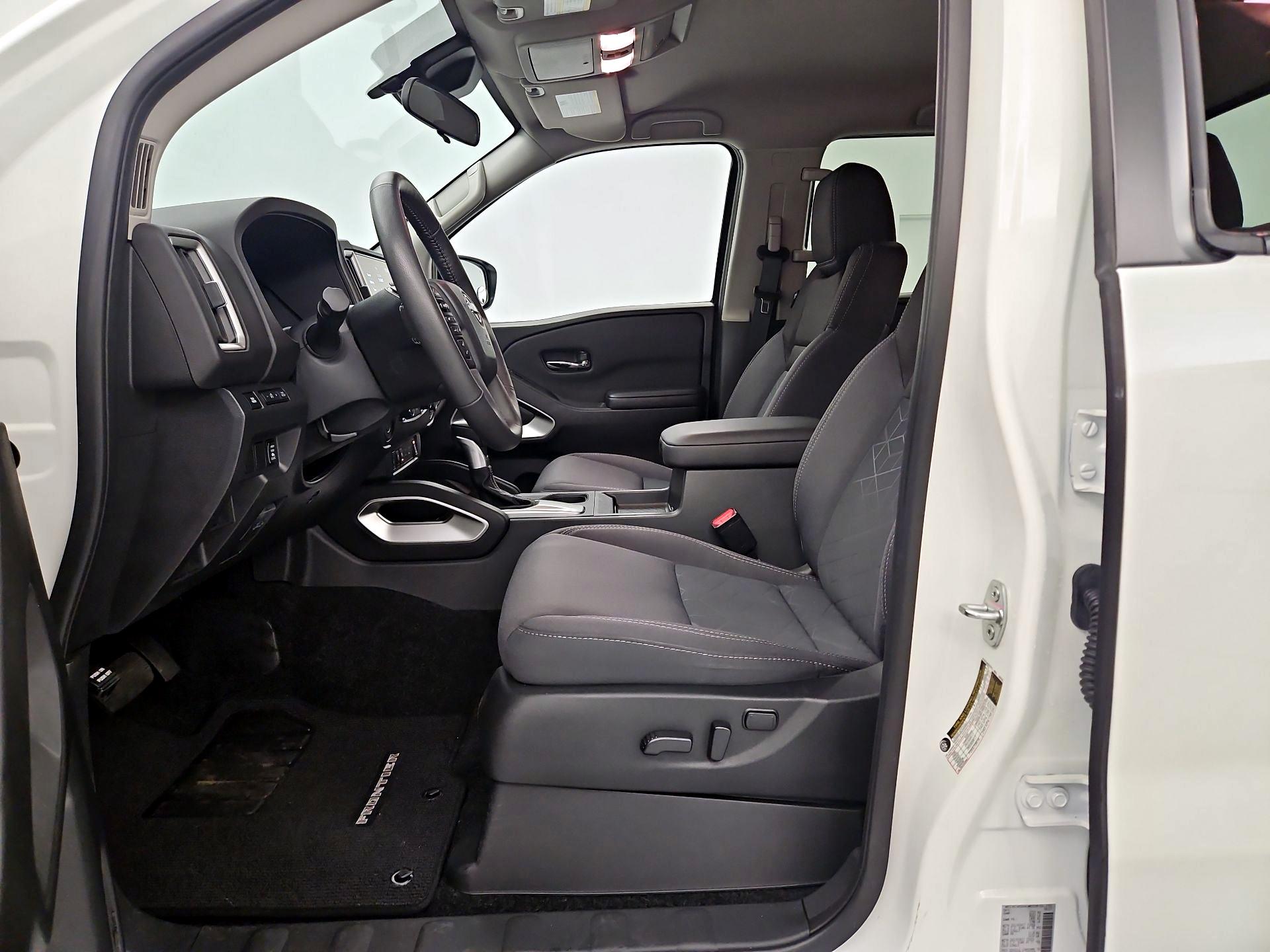 Thumbnail: 2025 Nissan Frontier - 11