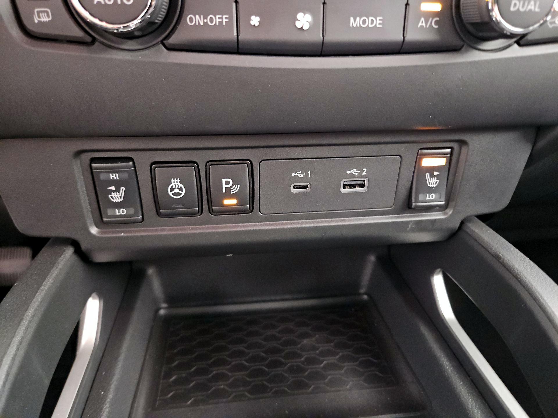 Thumbnail: 2025 Nissan Frontier - 18