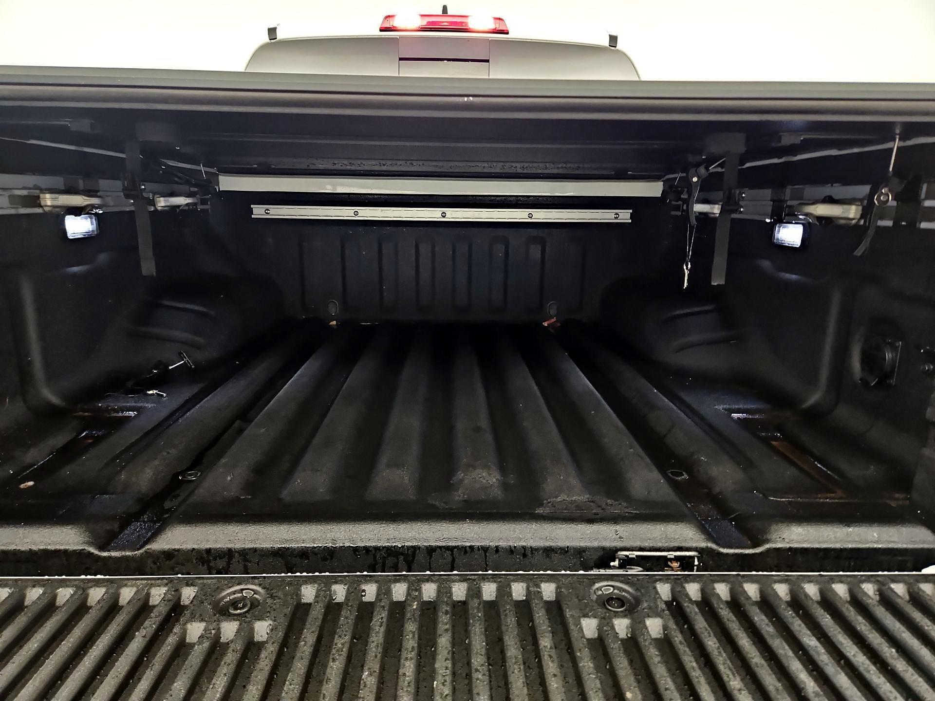 Thumbnail: 2025 Nissan Frontier - 20