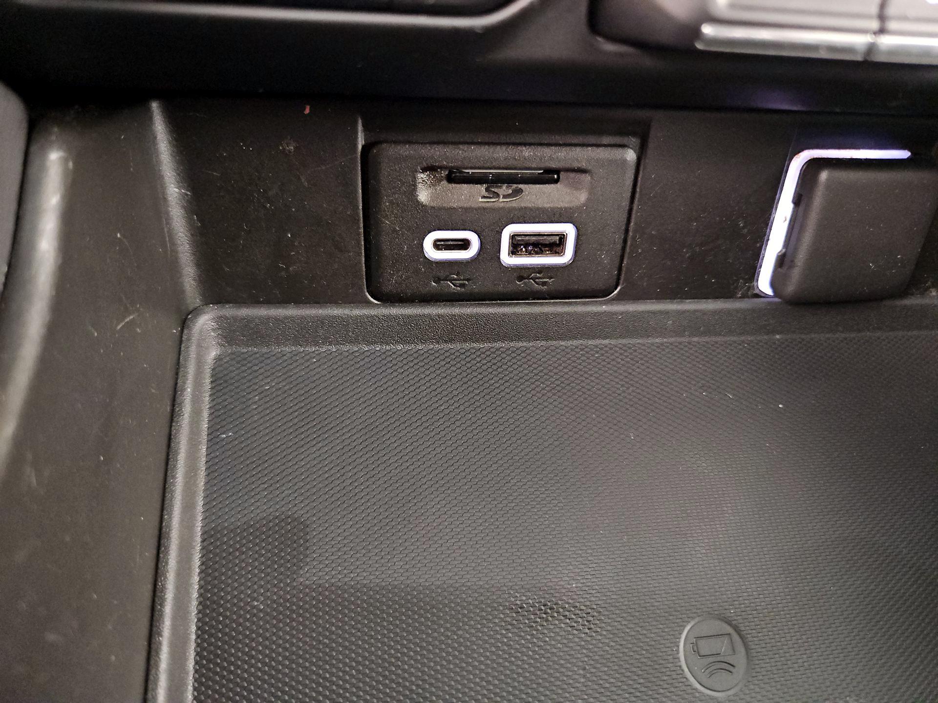 Thumbnail: 2021 GMC Yukon - 18