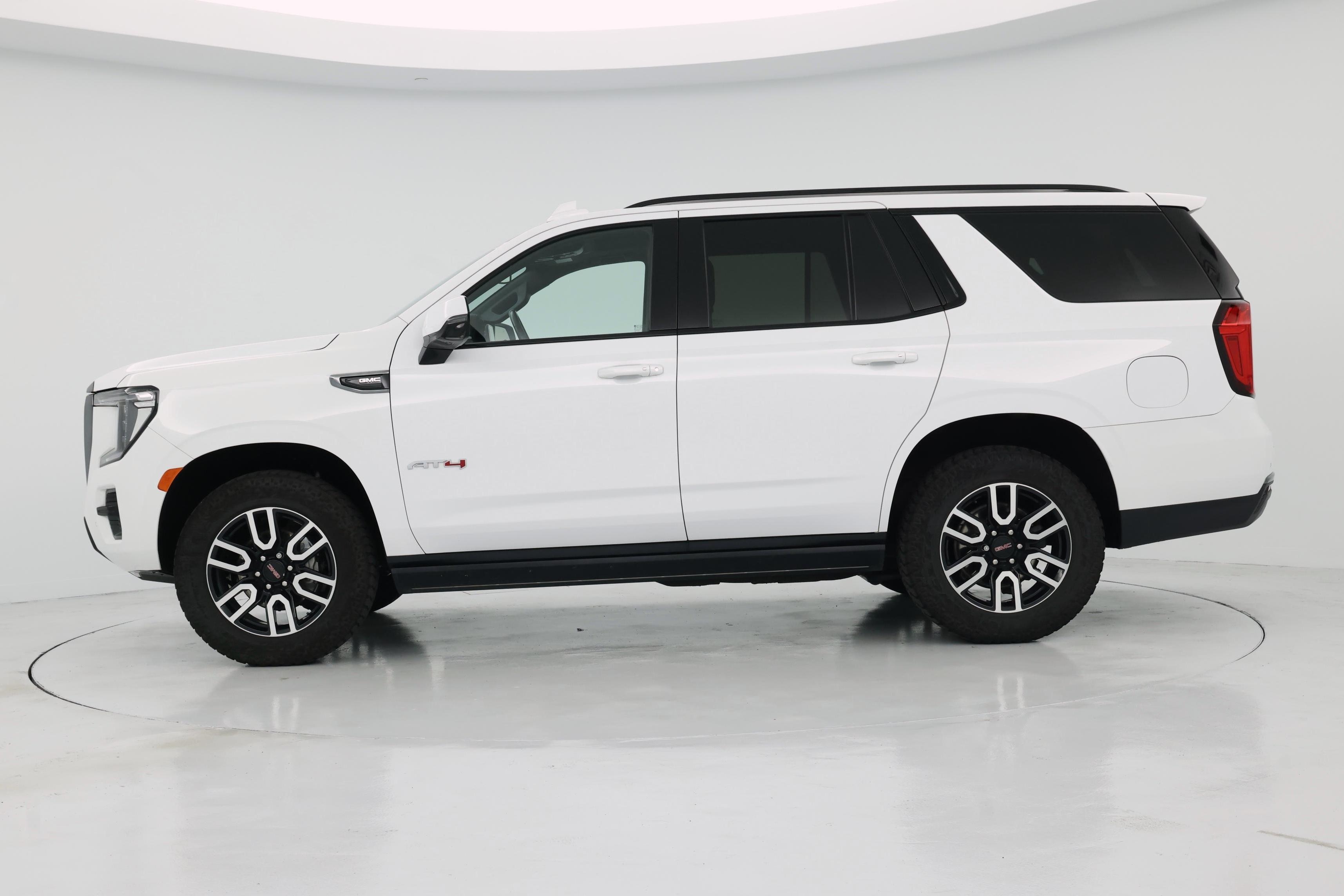 Thumbnail: 2021 GMC Yukon - 3