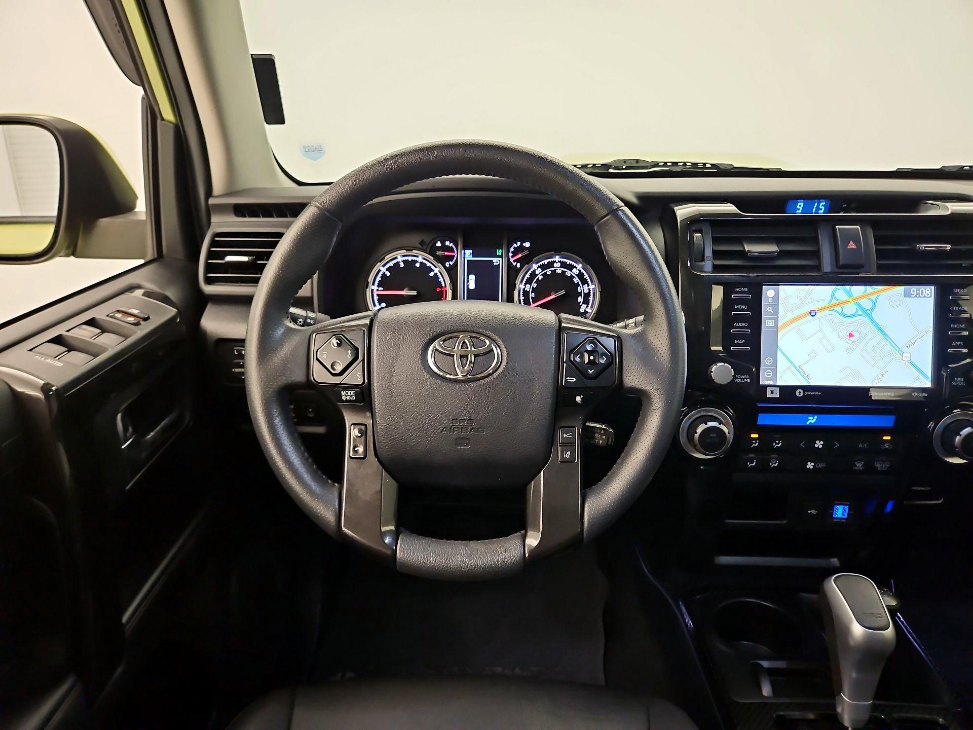 Thumbnail: 2022 Toyota 4Runner - 10