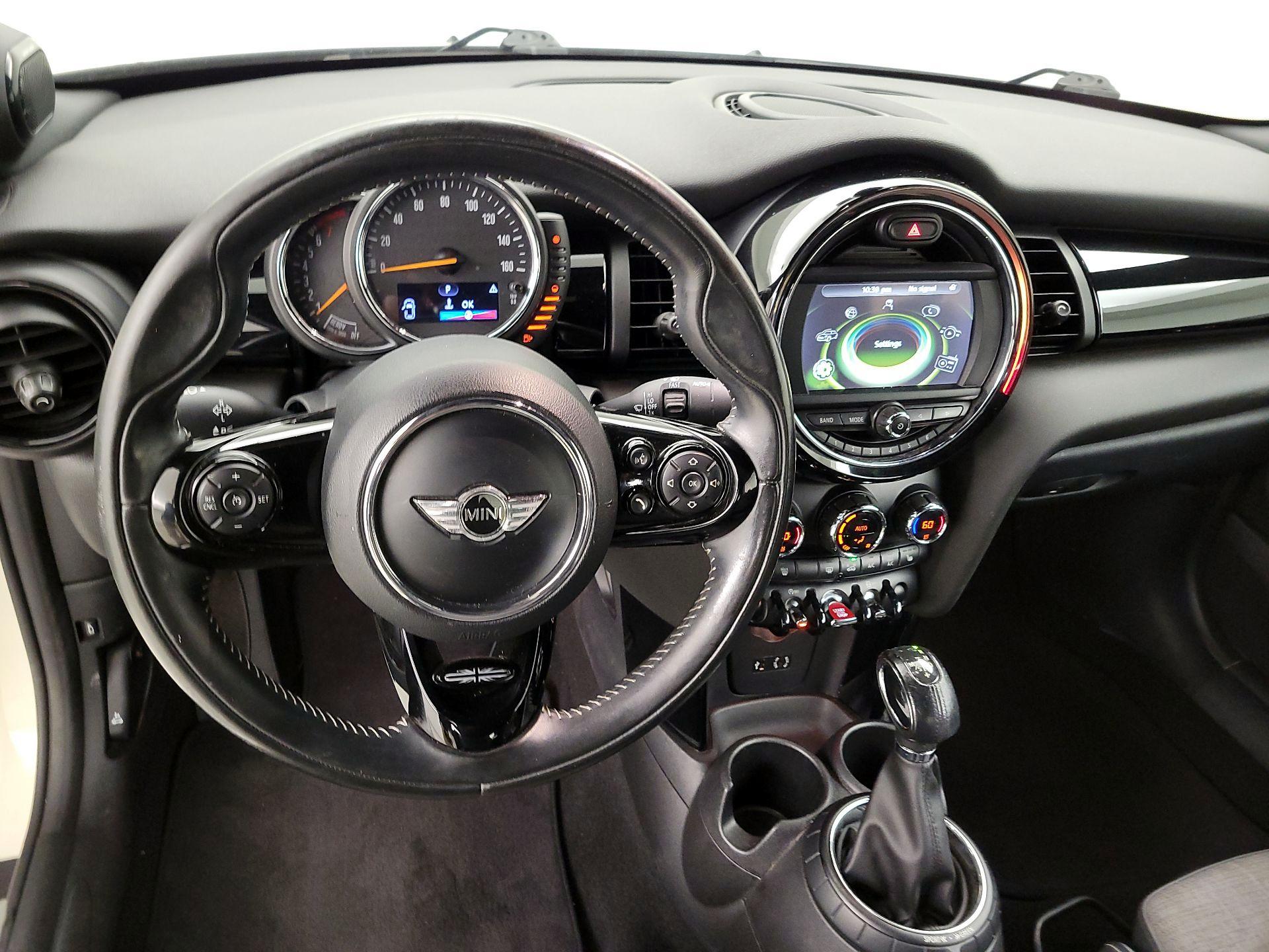 Thumbnail: 2016 MINI Cooper - 10