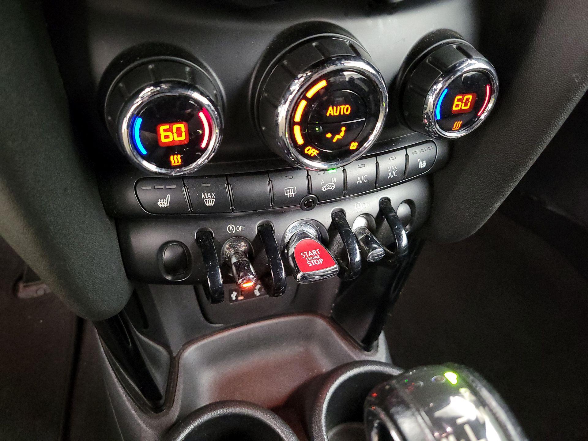 Thumbnail: 2016 MINI Cooper - 15