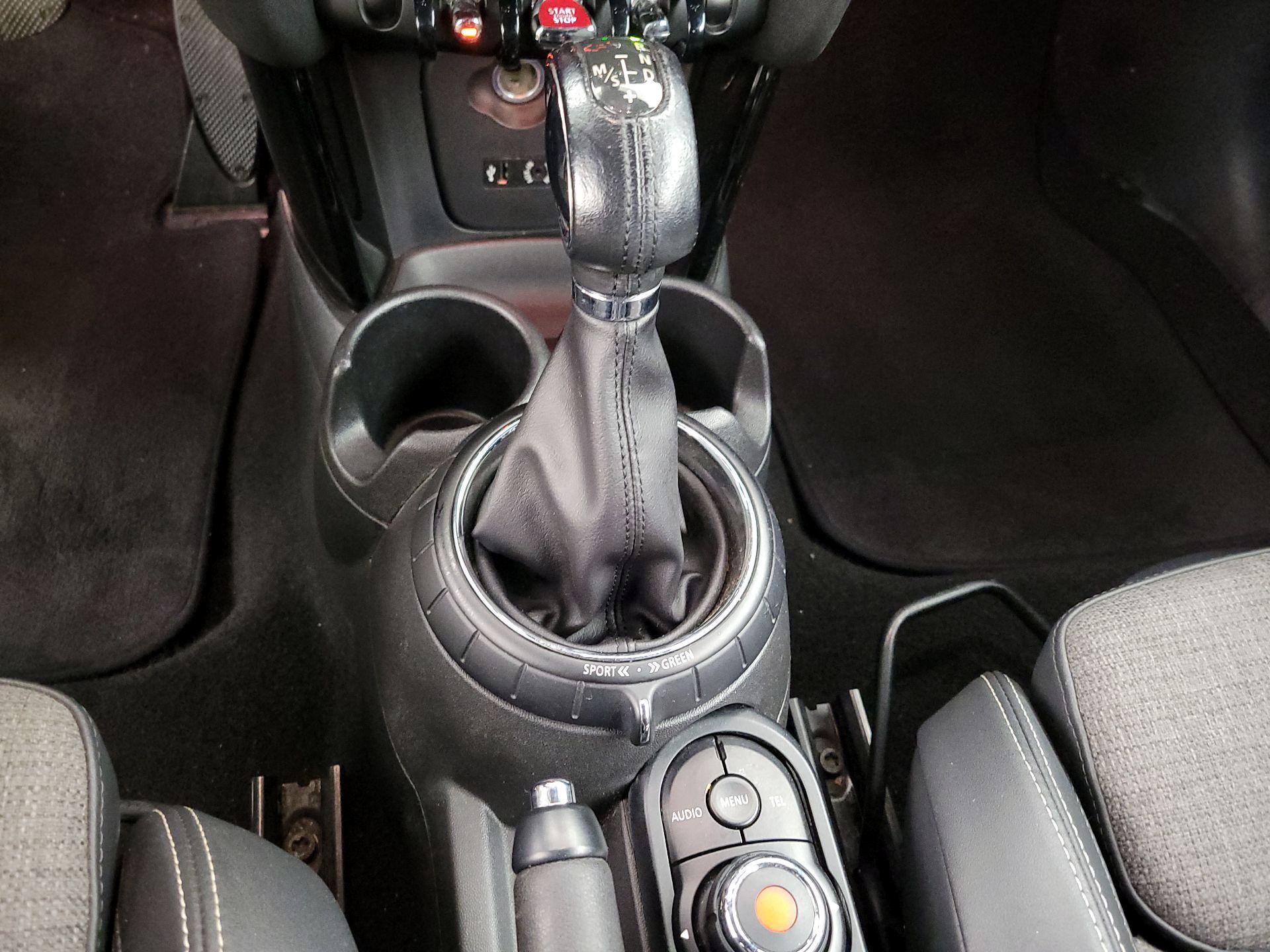 Thumbnail: 2016 MINI Cooper - 16