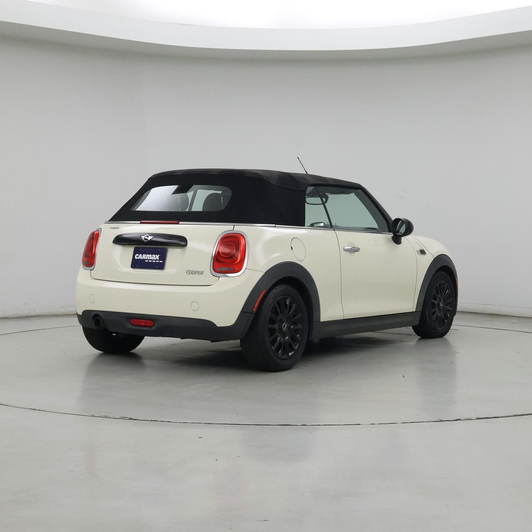Thumbnail: 2016 MINI Cooper - 8