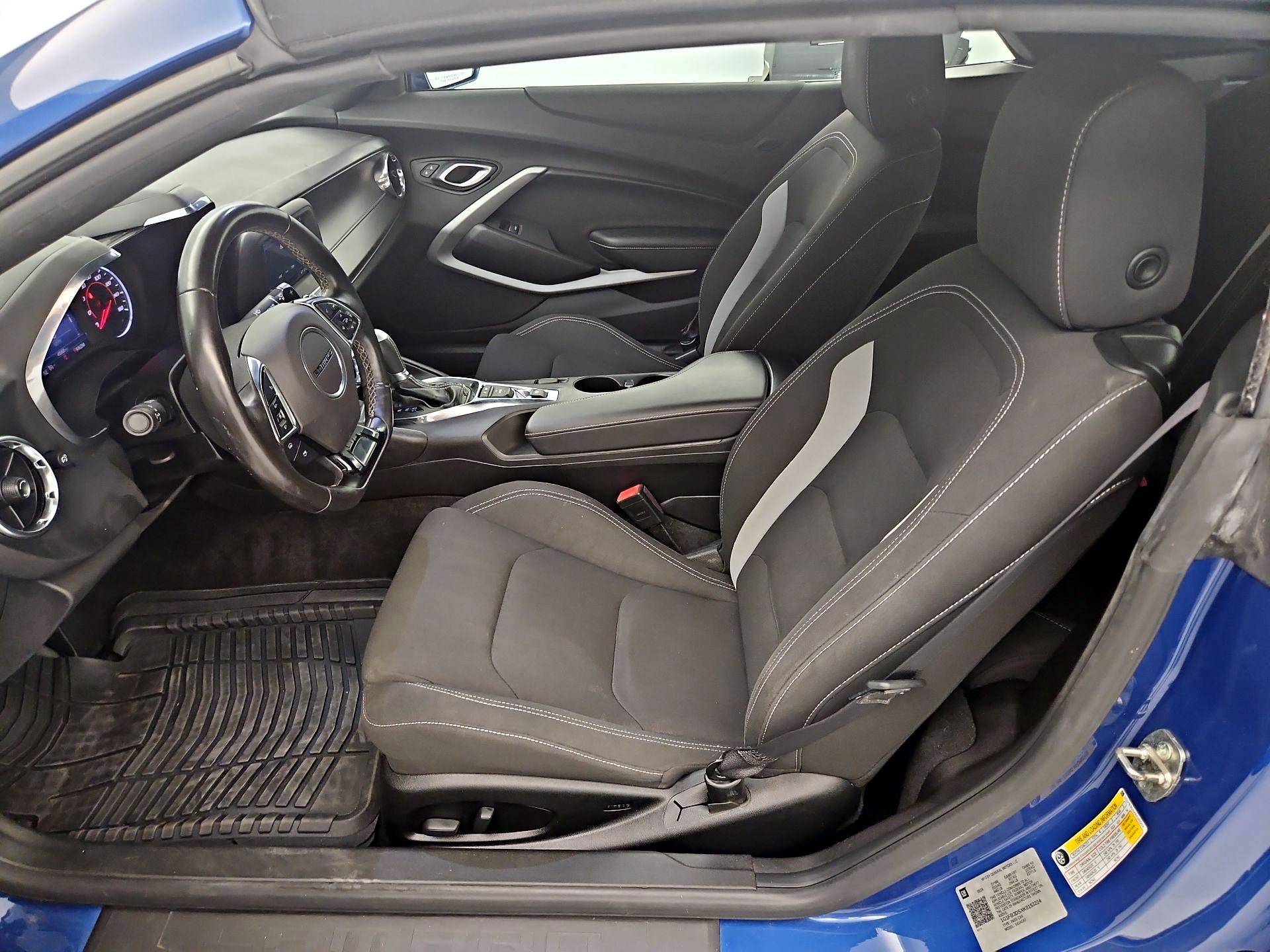 Thumbnail: 2019 Chevrolet Camaro - 11