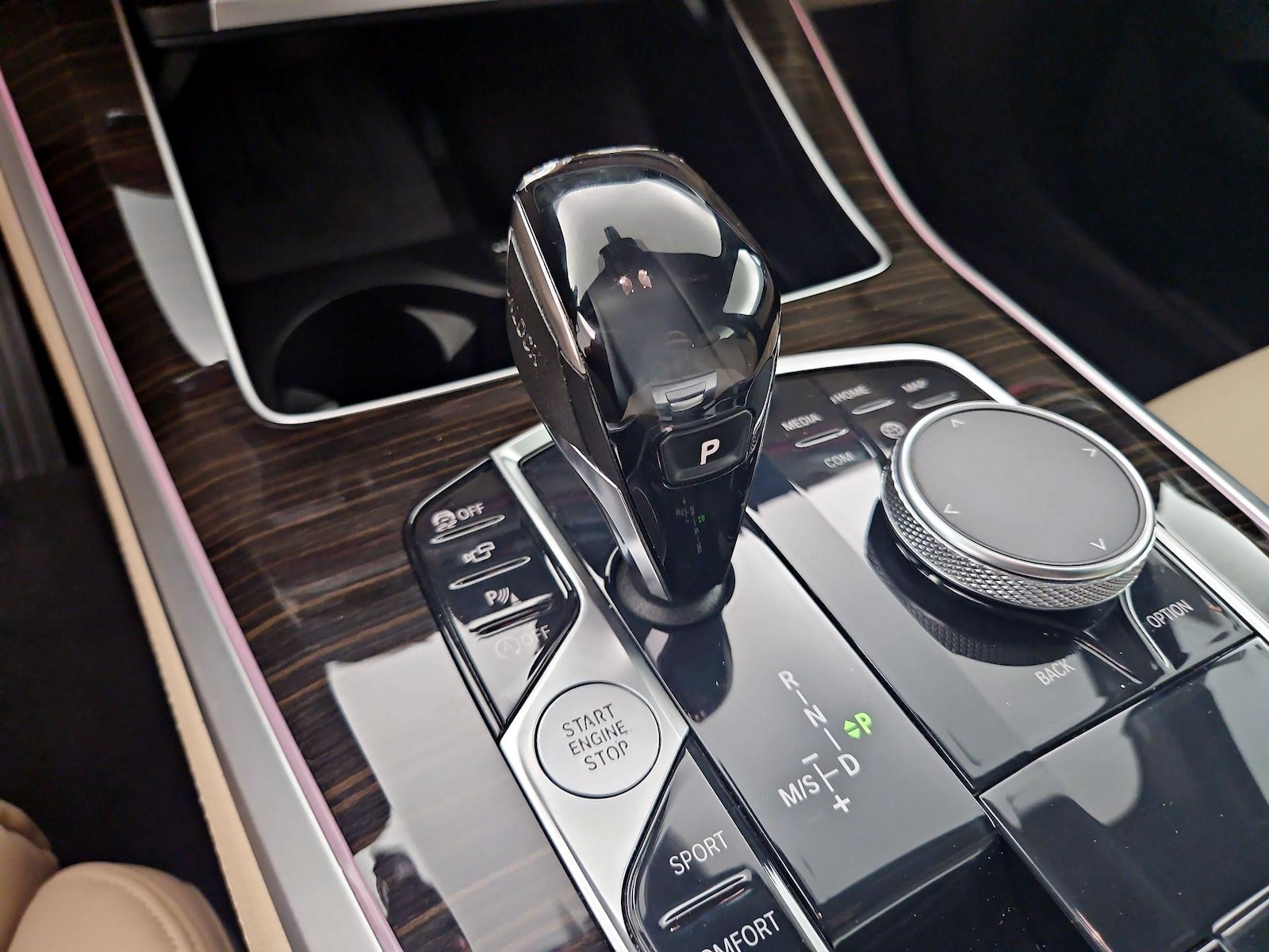 2020 BMW X5 40i - Photo 19