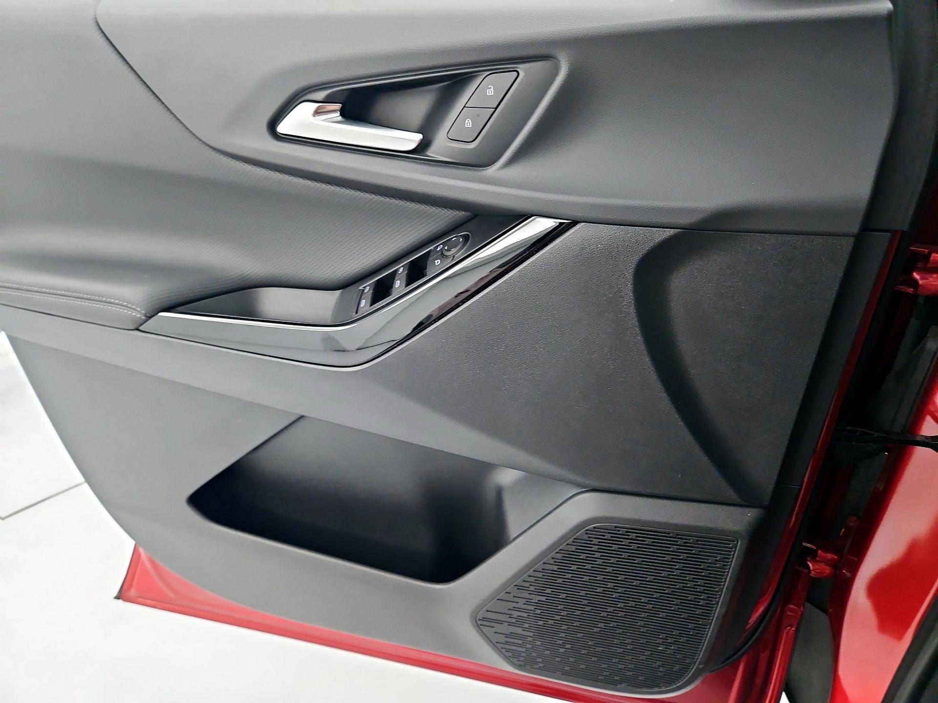 Thumbnail: 2025 Chevrolet Equinox - 12