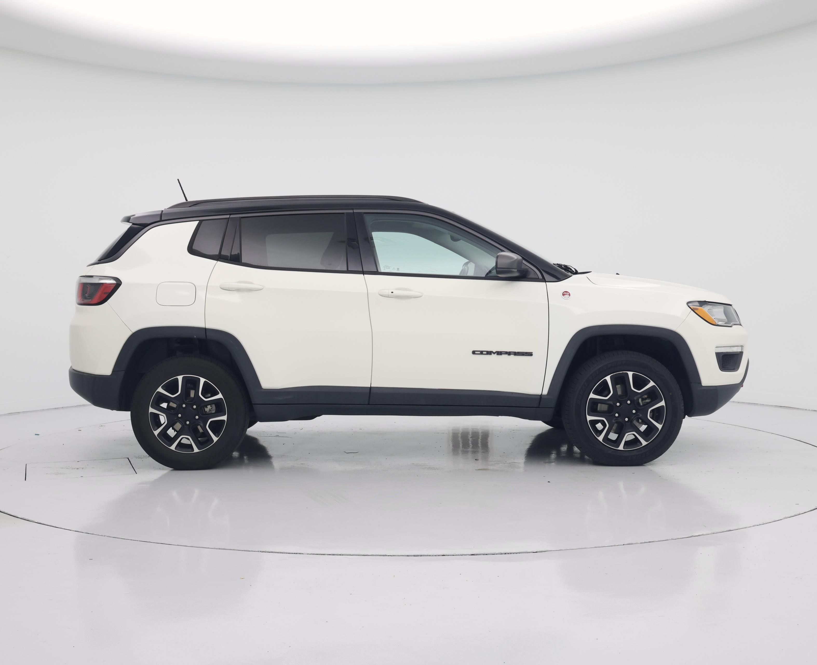 Thumbnail: 2020 Jeep Compass - 7