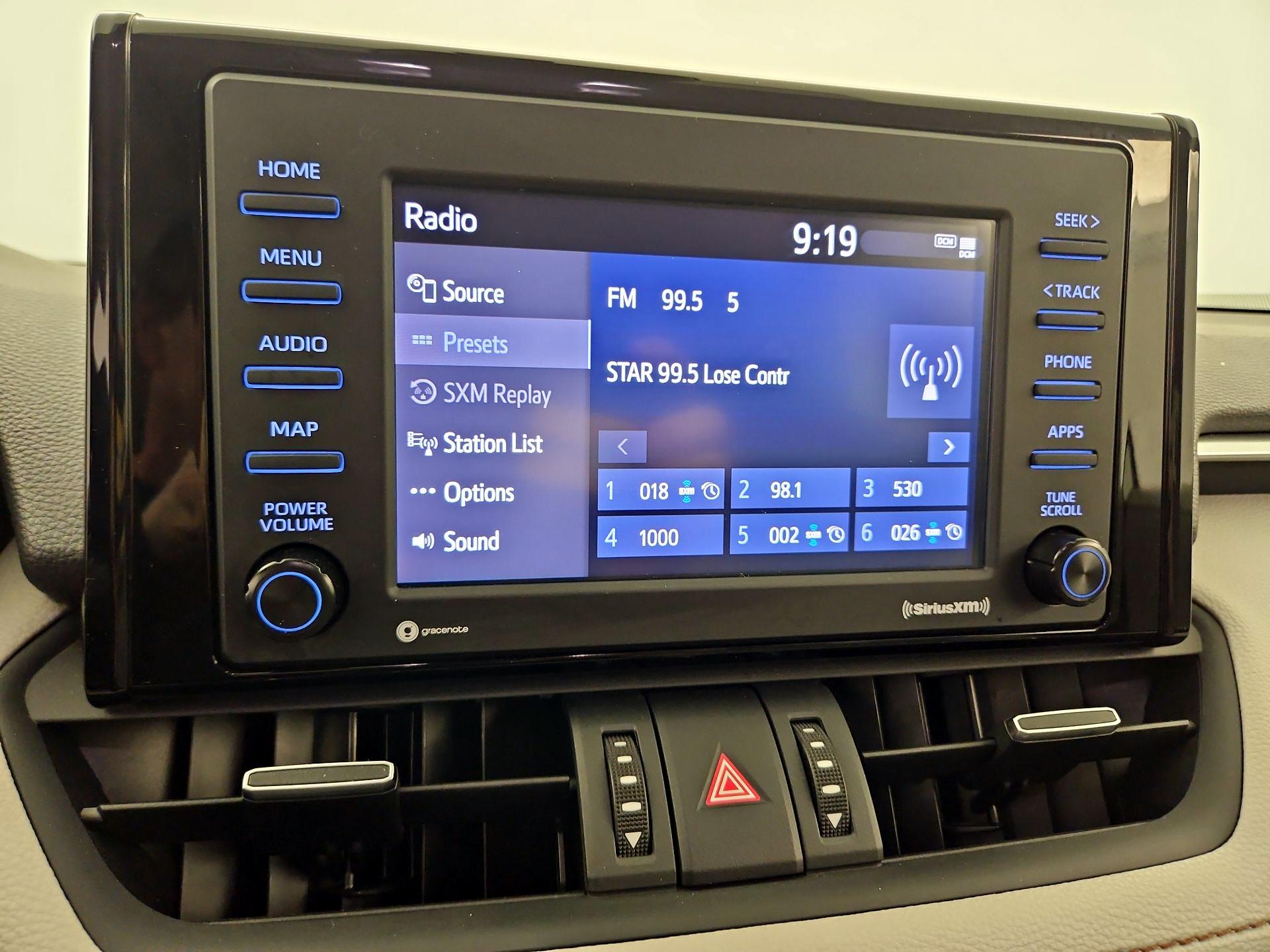 Thumbnail: 2022 Toyota RAV4 - 15