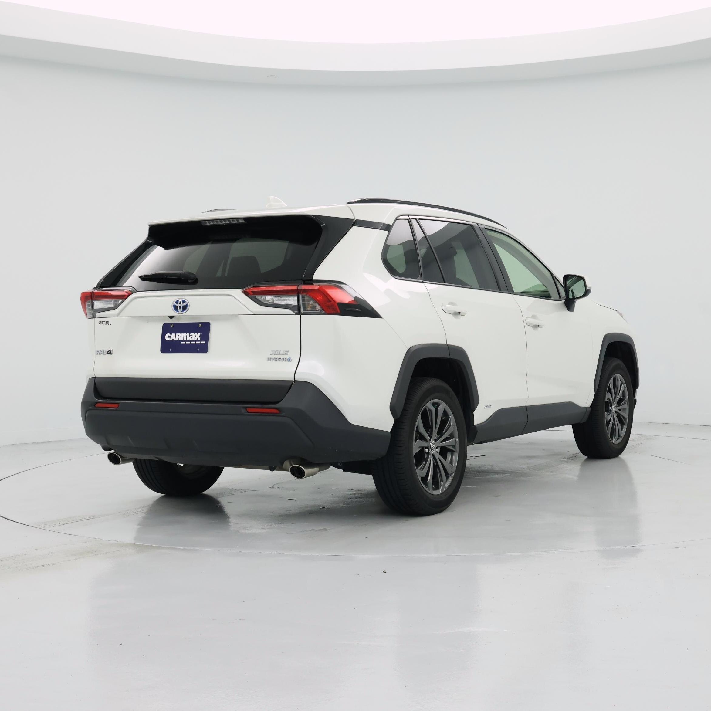 Thumbnail: 2022 Toyota RAV4 - 8