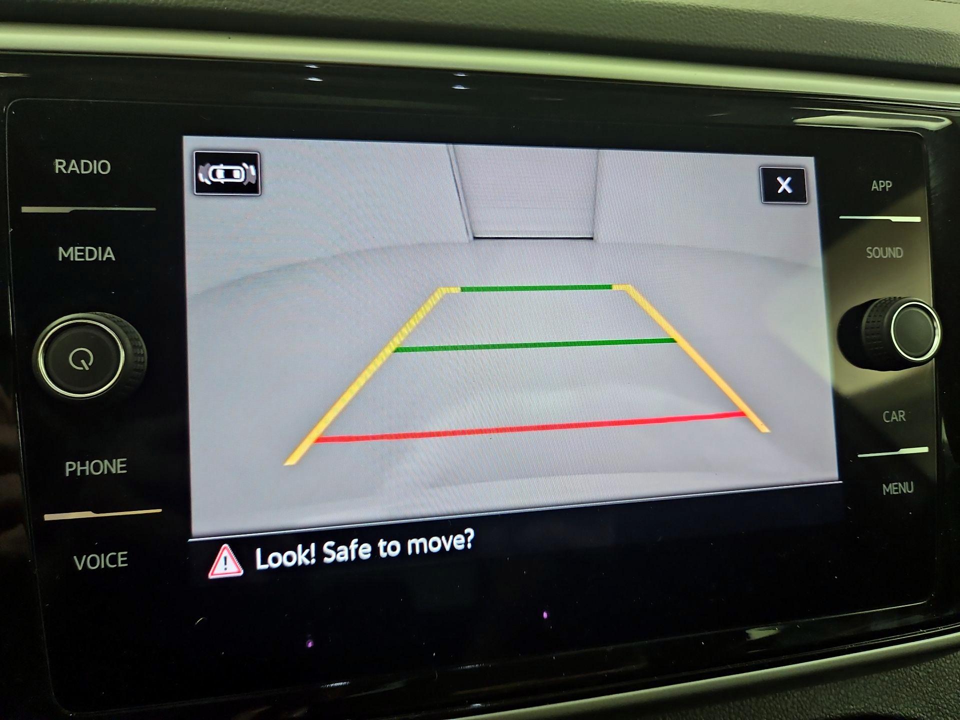 Thumbnail: 2023 Volkswagen Atlas - 14