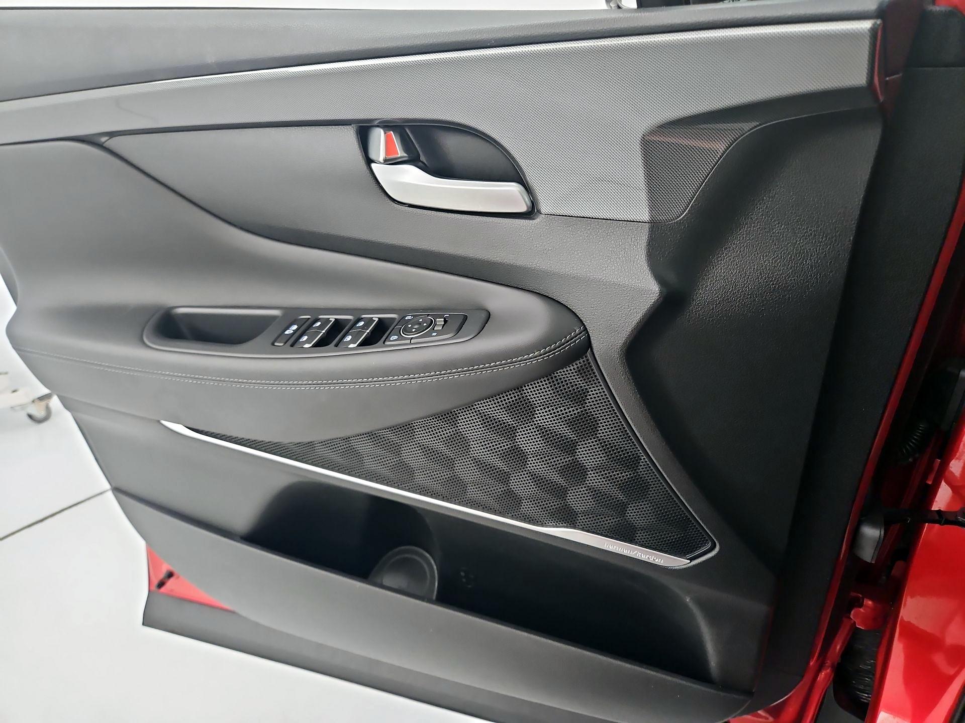 Thumbnail: 2022 Hyundai Santa Fe - 12