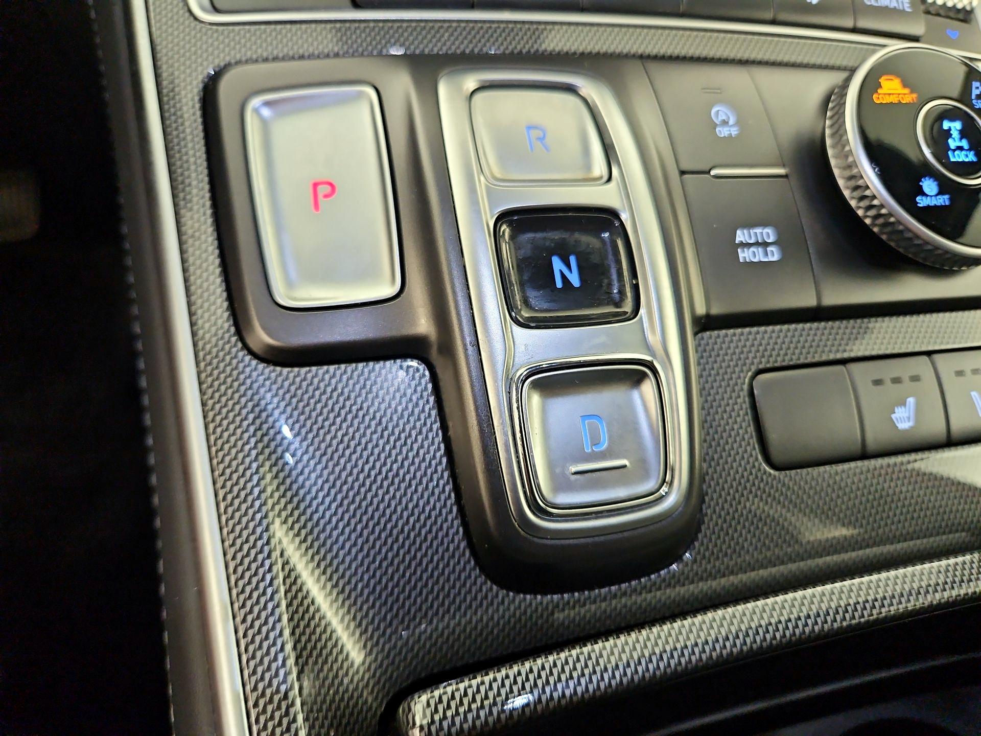 Thumbnail: 2022 Hyundai Santa Fe - 18