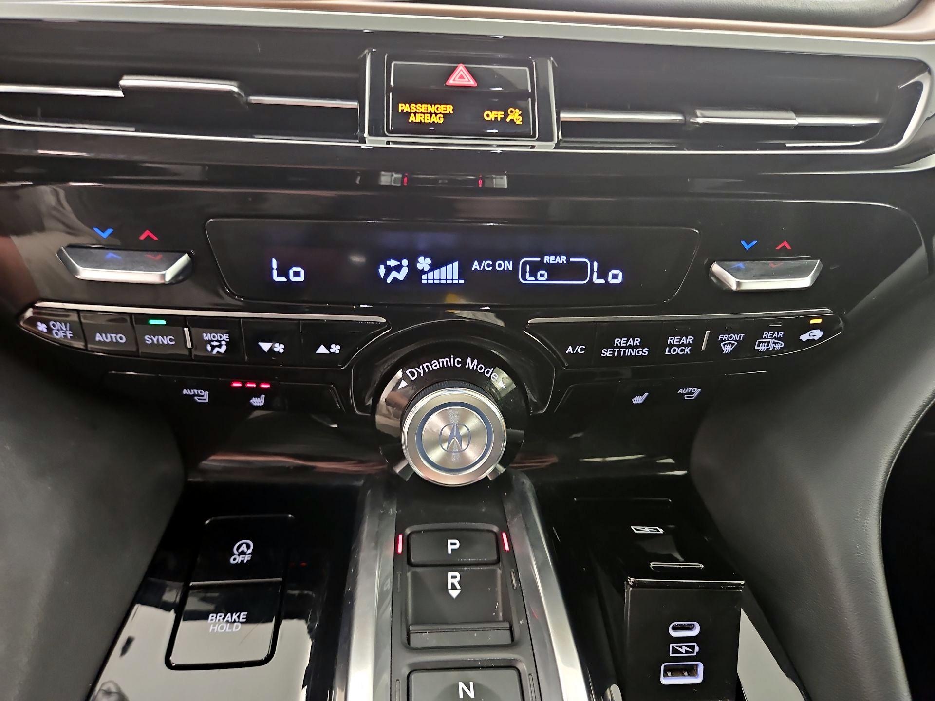 Thumbnail: 2022 Acura MDX - 17