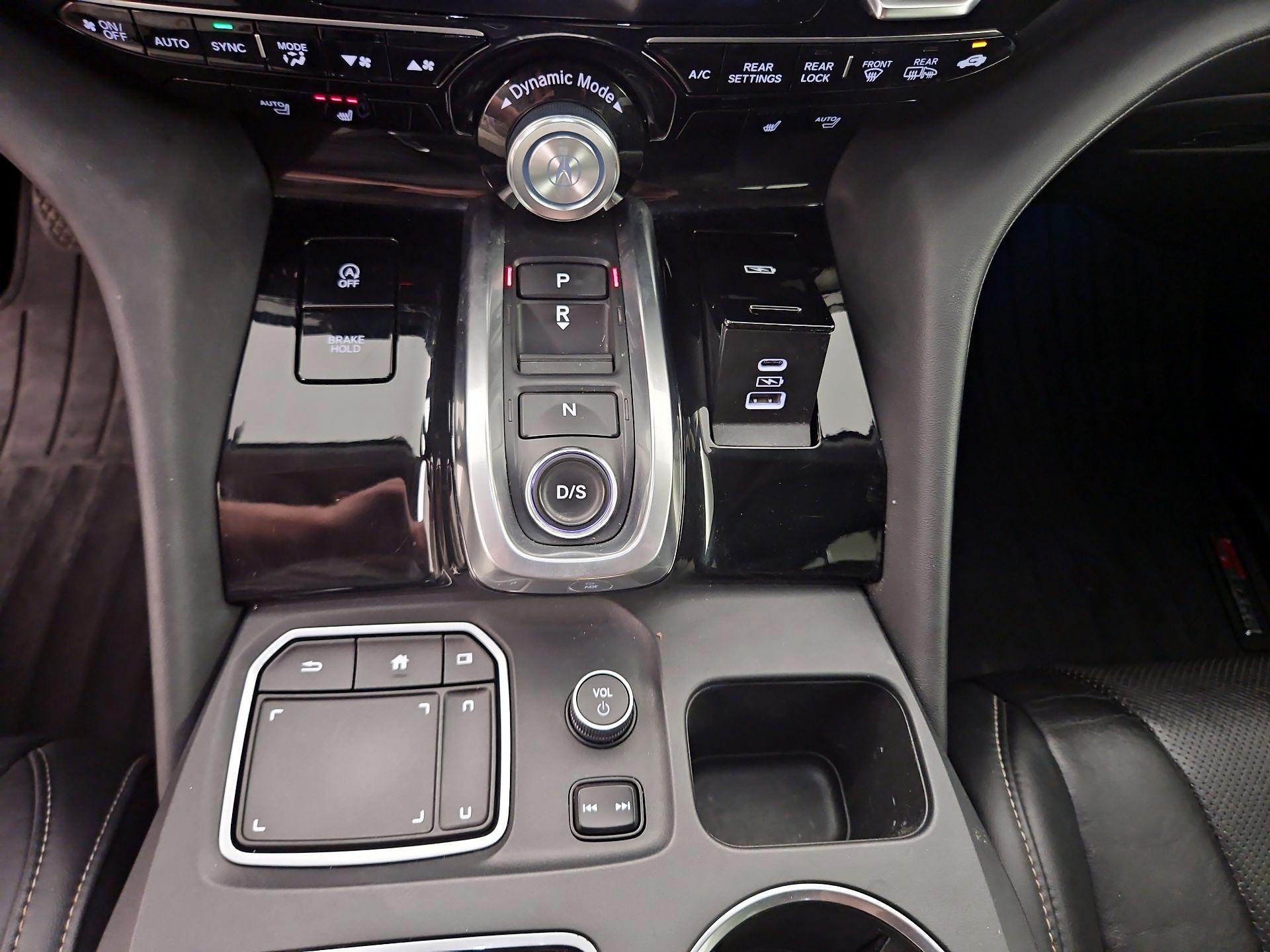 Thumbnail: 2022 Acura MDX - 18