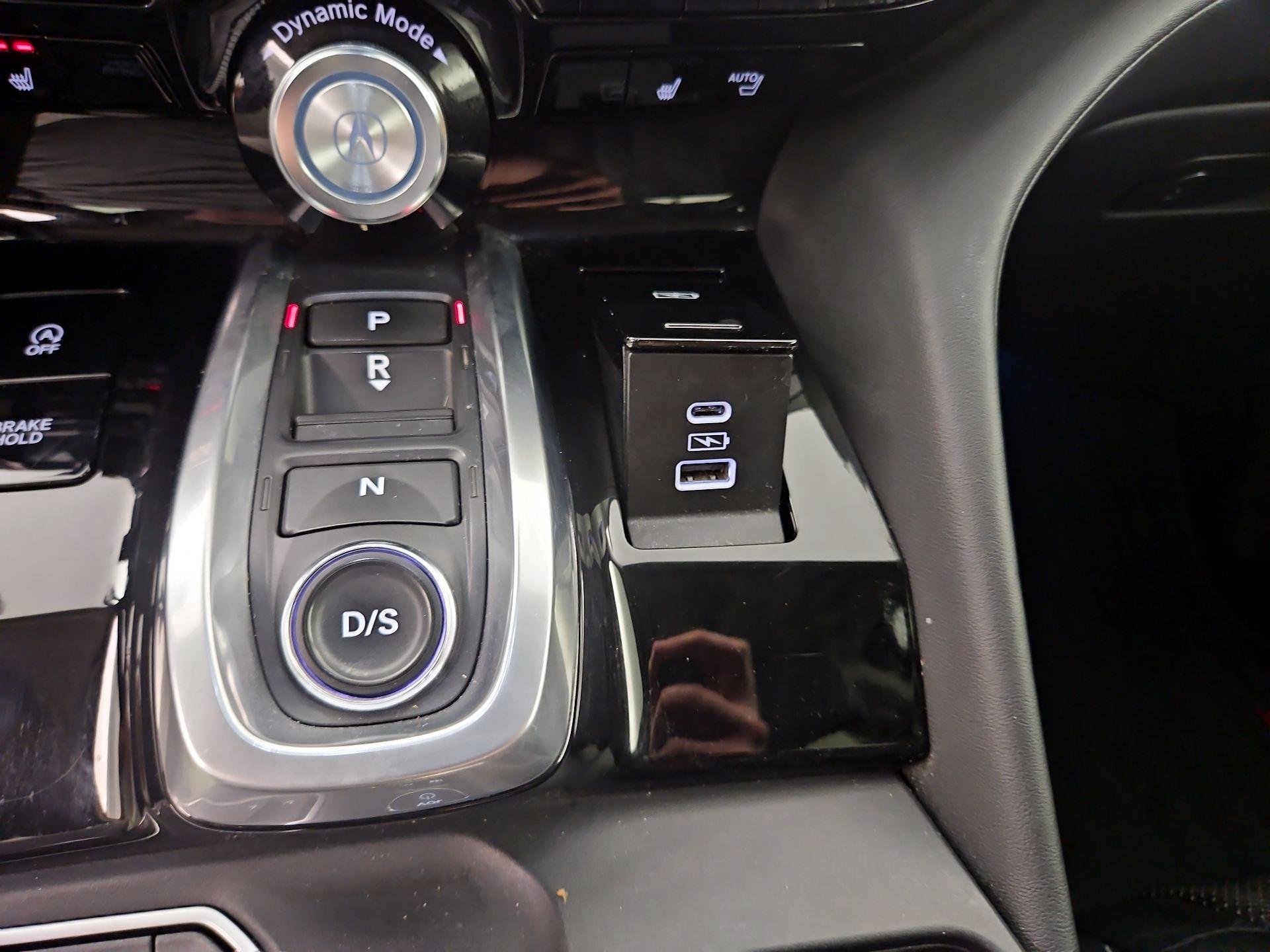 Thumbnail: 2022 Acura MDX - 19