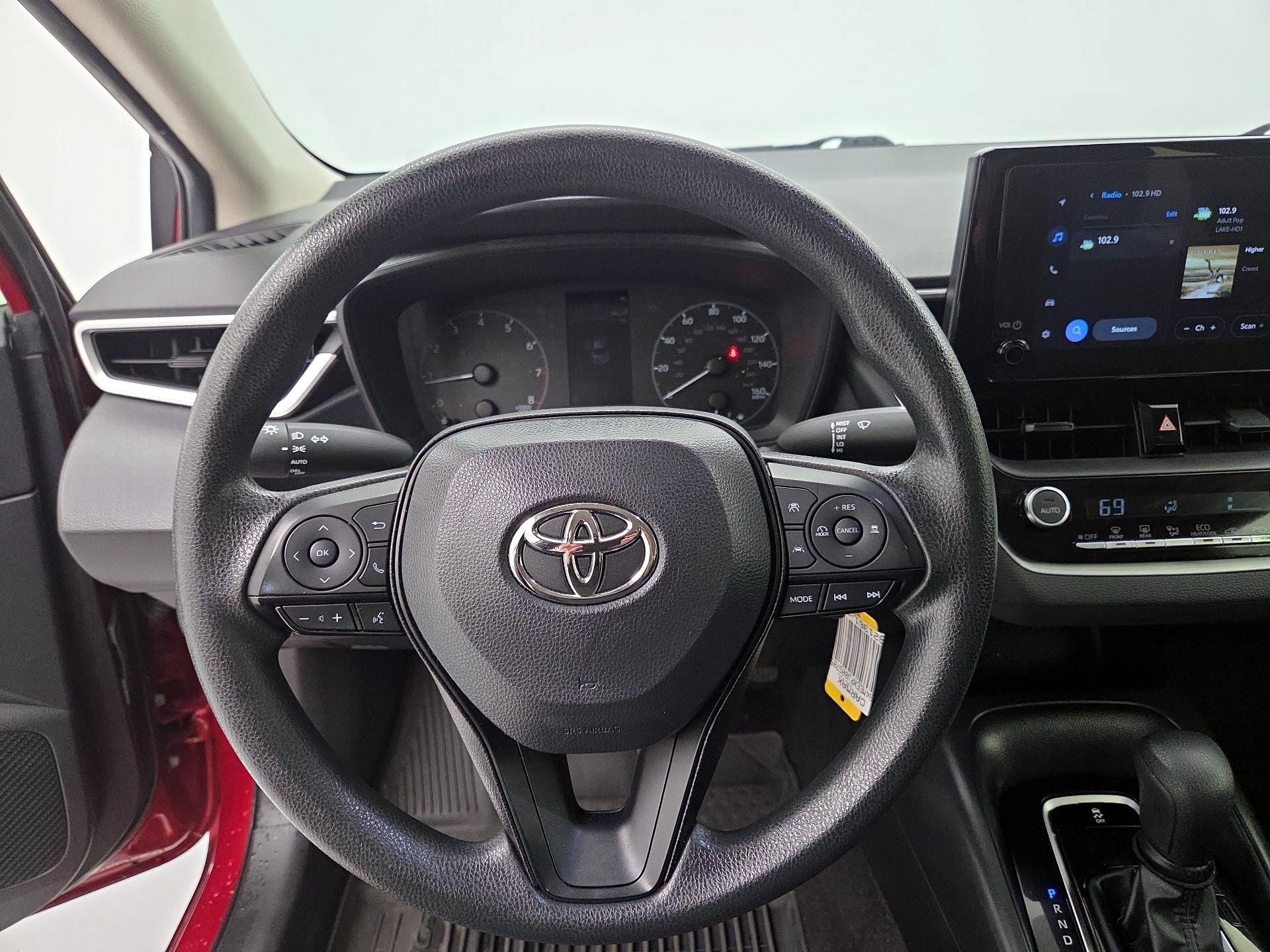 Thumbnail: 2023 Toyota Corolla - 10