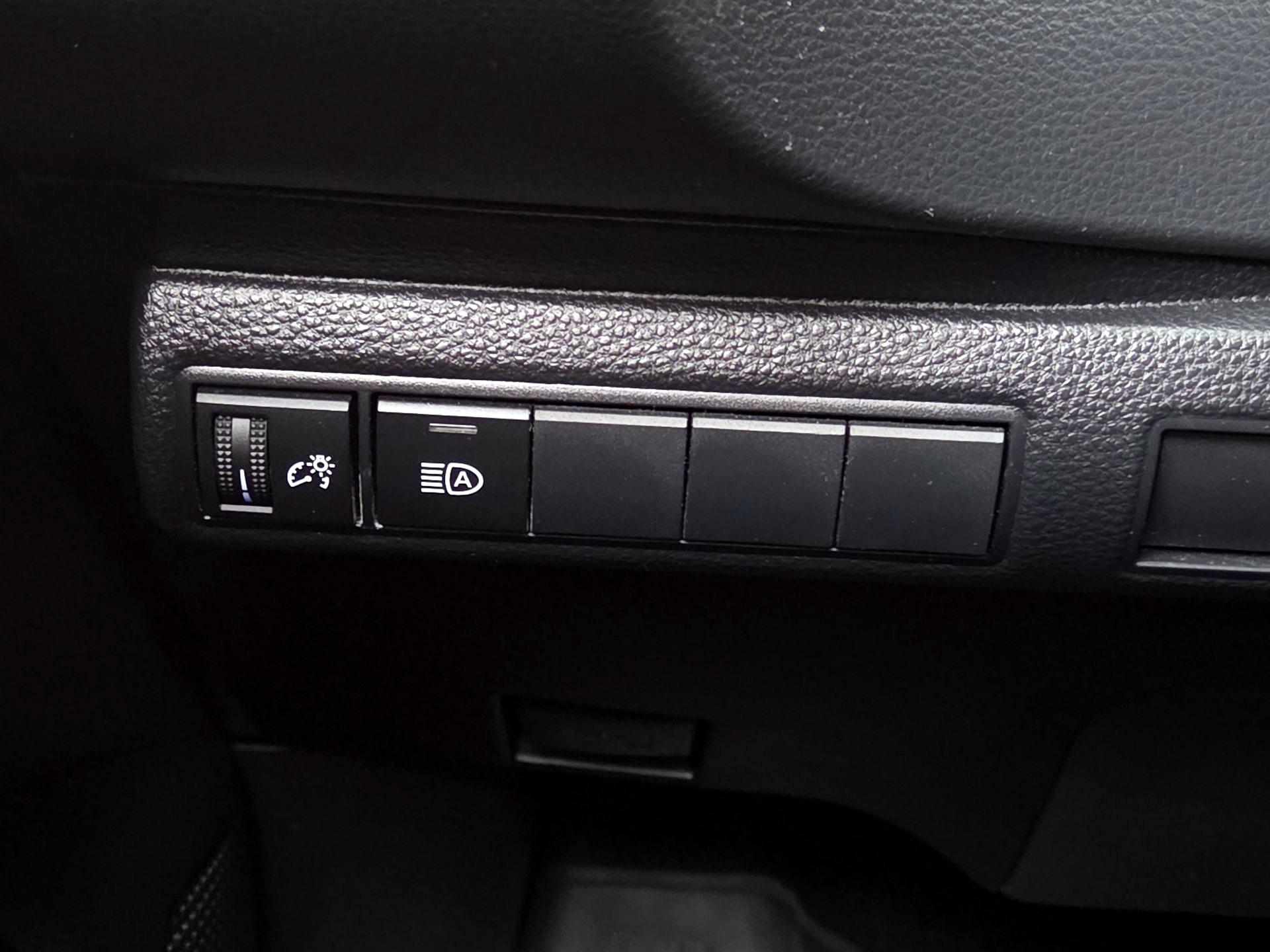 Thumbnail: 2023 Toyota Corolla - 13